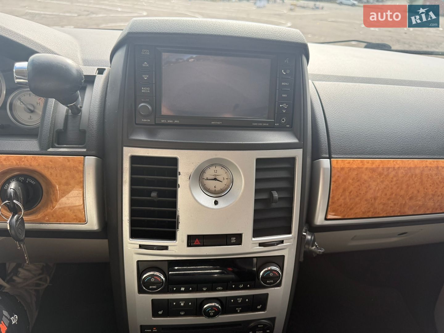 Chrysler Gr.voyager 2008 VIN 1A8HSH4918B142287 фото оголошення 24 з 25