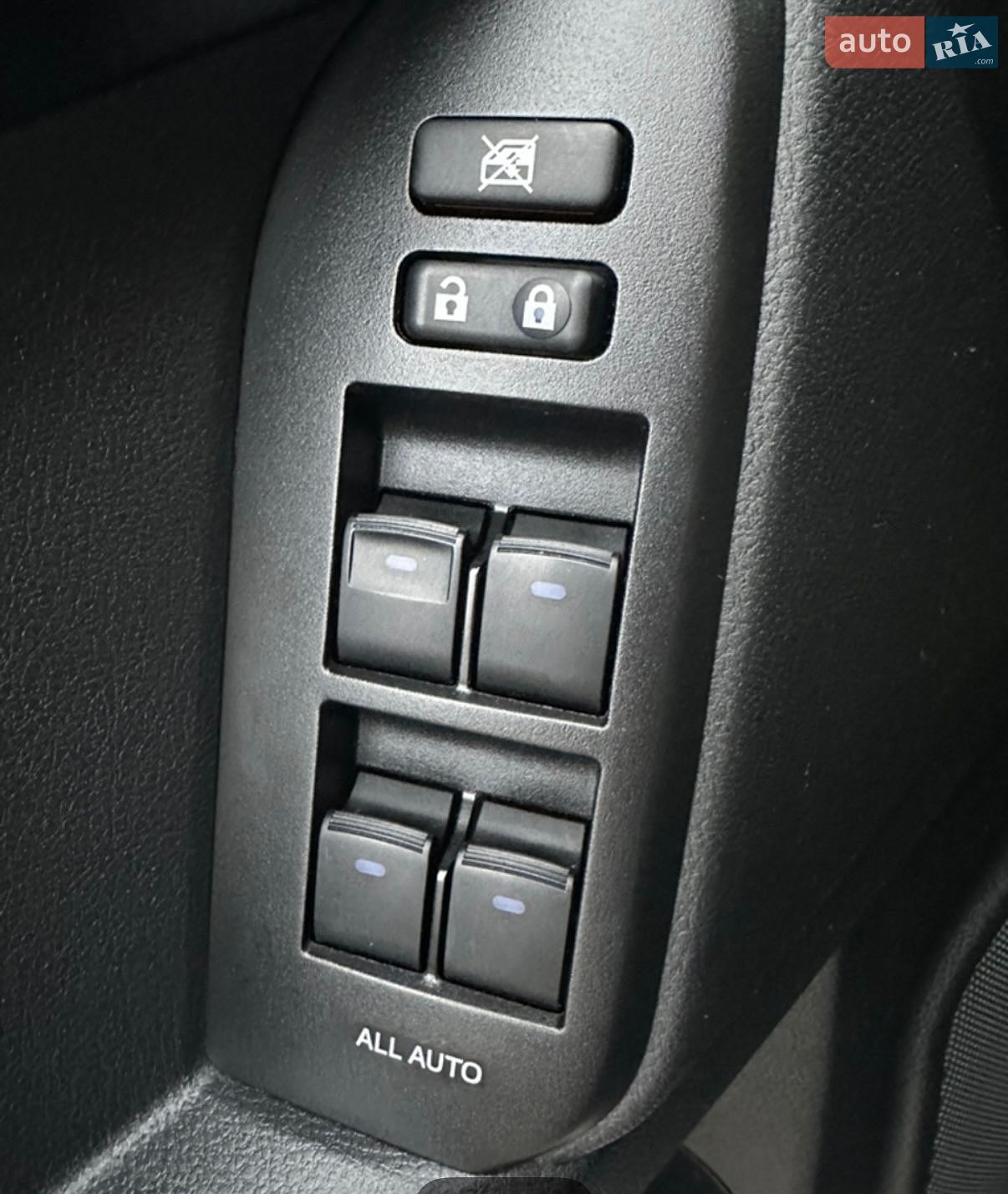 Toyota Land Cruiser Prado 2023 VIN JTEBR3FJ705027906 фото оголошення 9 з 18