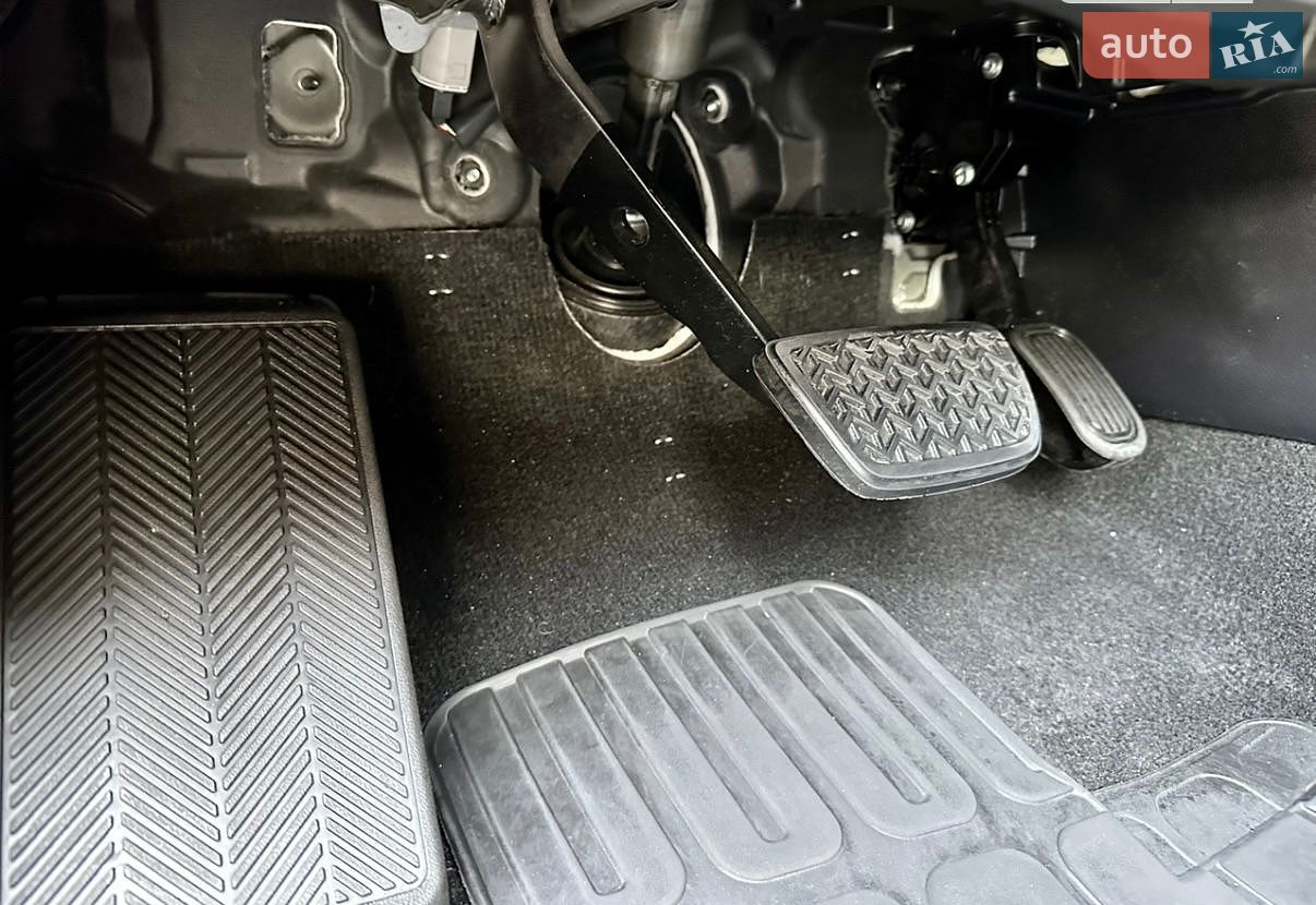 Toyota Land Cruiser Prado 2023 VIN JTEBR3FJ705027906 фото оголошення 10 з 18