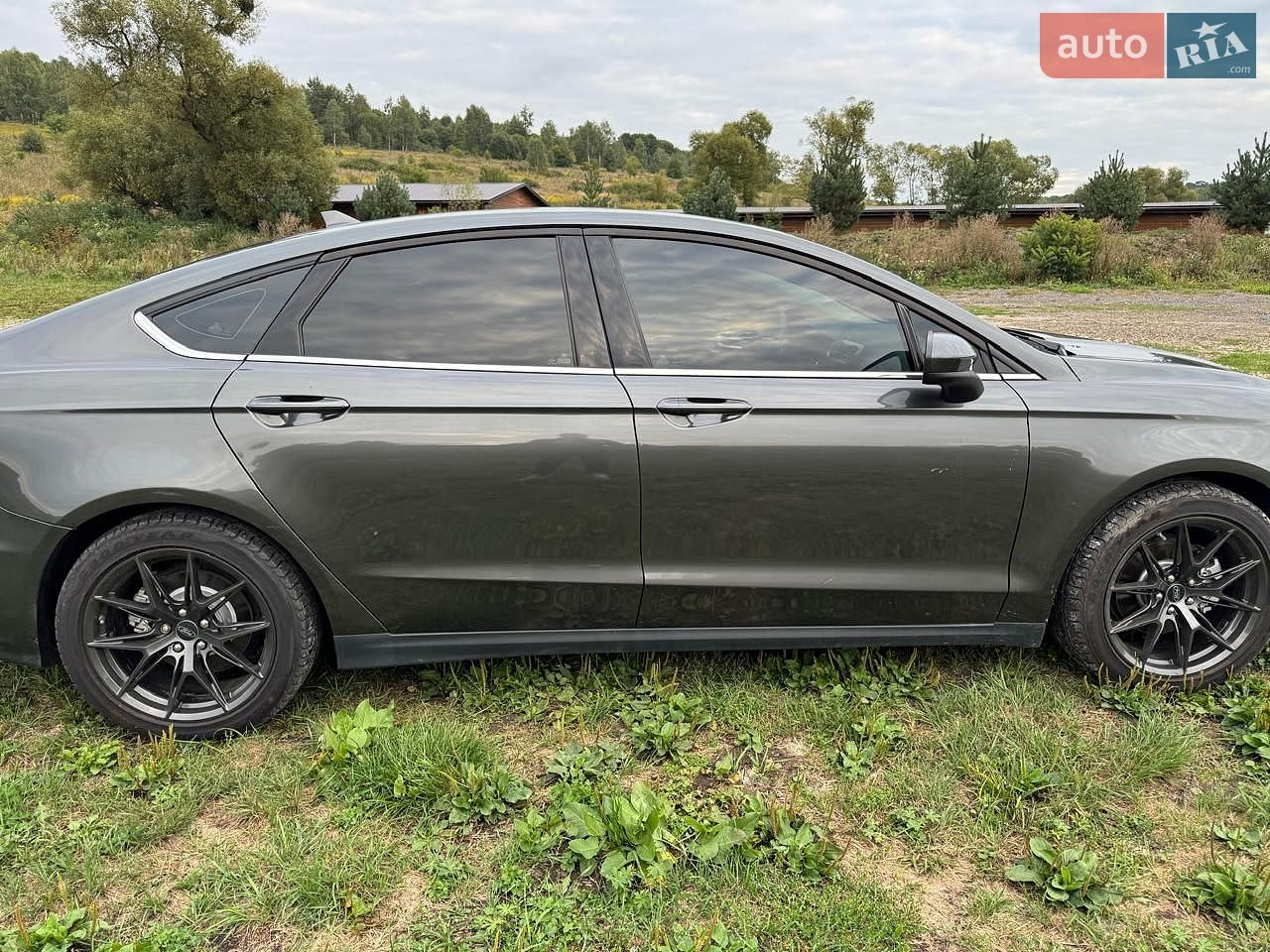 Ford Fusion 2020 VIN 3FA6P0G71LR197358 фото оголошення 2 з 14