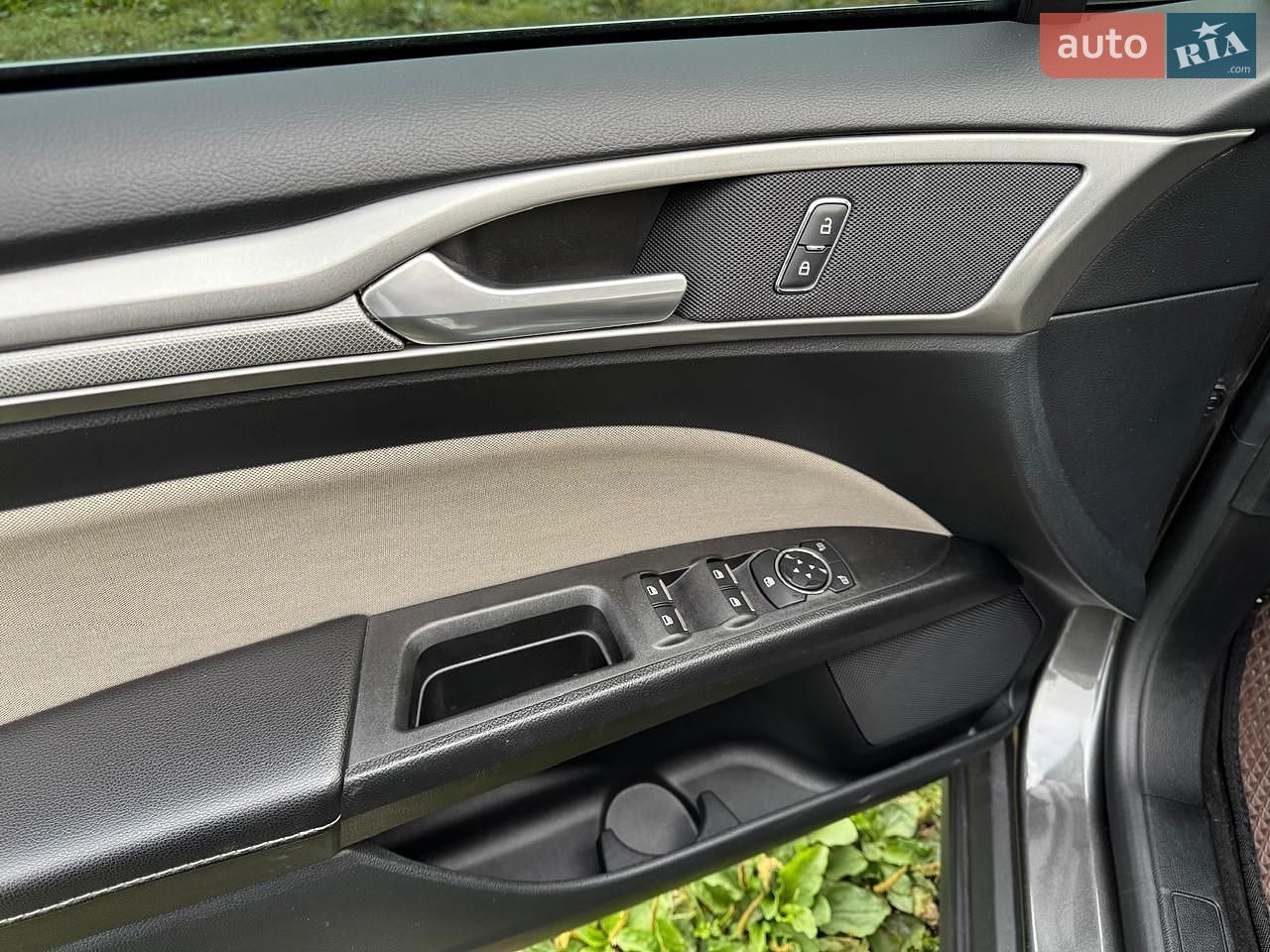 Ford Fusion 2020 VIN 3FA6P0G71LR197358 фото оголошення 4 з 14