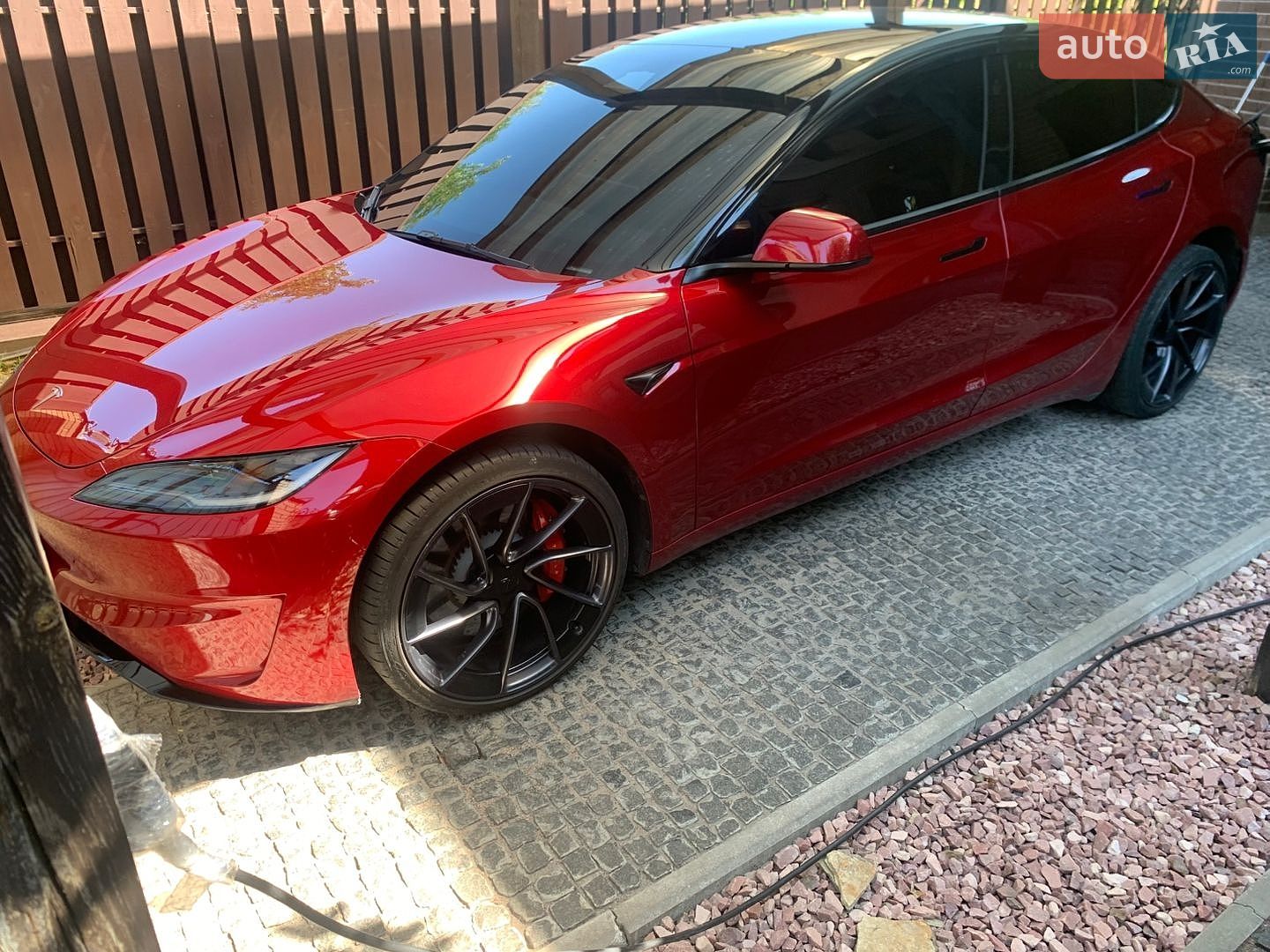 Tesla Model 3 2024 VIN 5YJ3E1ET5RF807748 фото оголошення 5 з 15