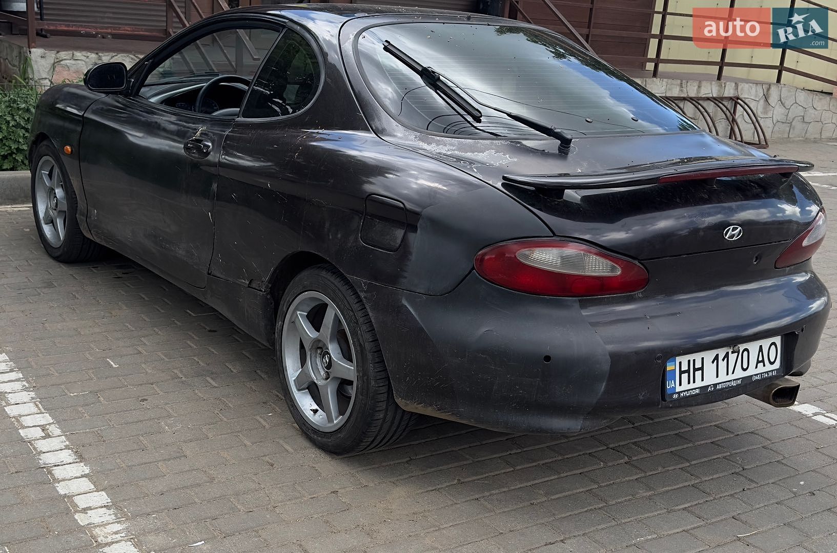 Hyundai Coupe 1997 VIN KMHJG31FPWU083698 фото оголошення 3 з 15
