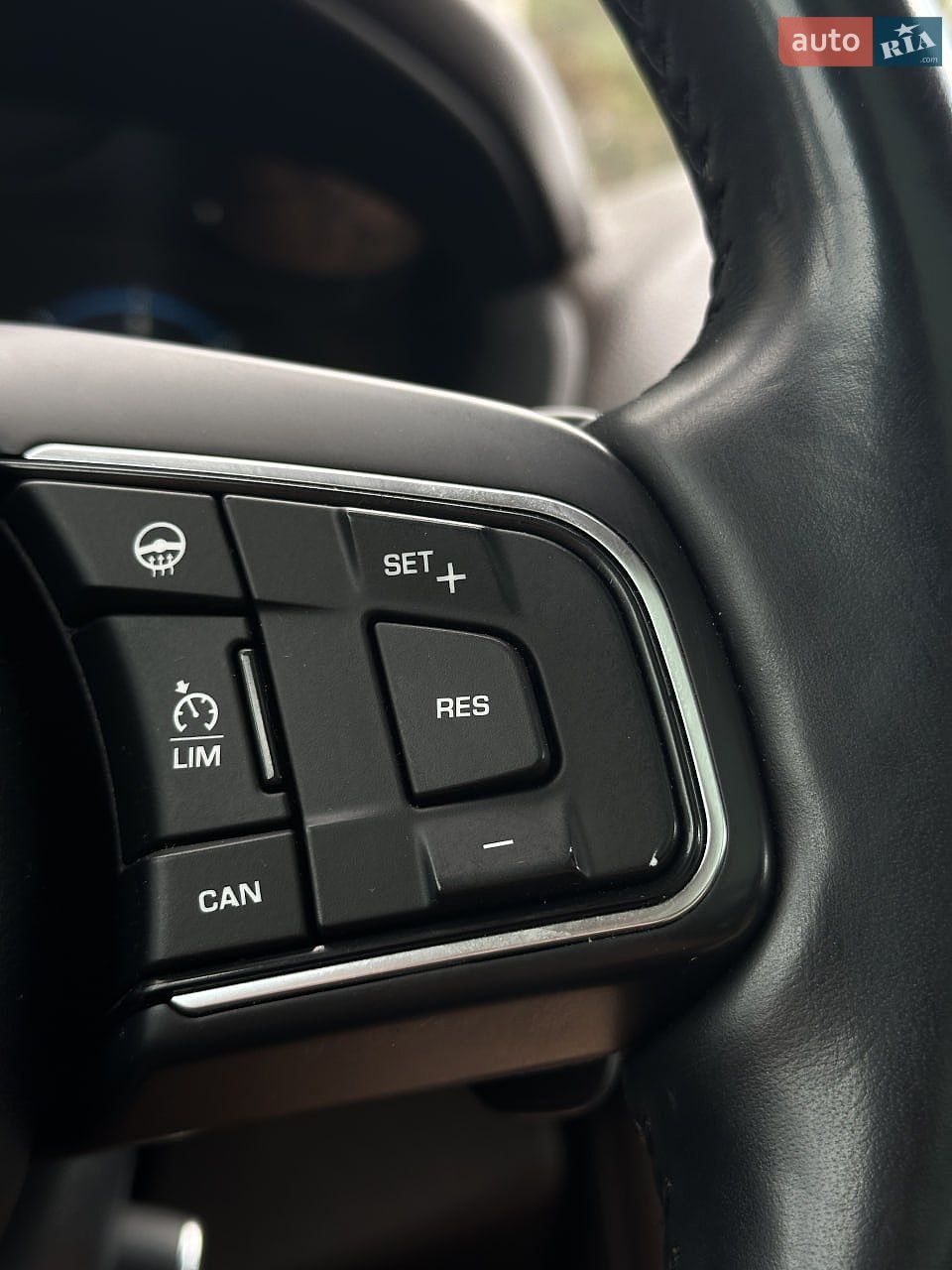 Jaguar F-Pace 2016 VIN SADCK2BN1HA491037 фото оголошення 45 з 47