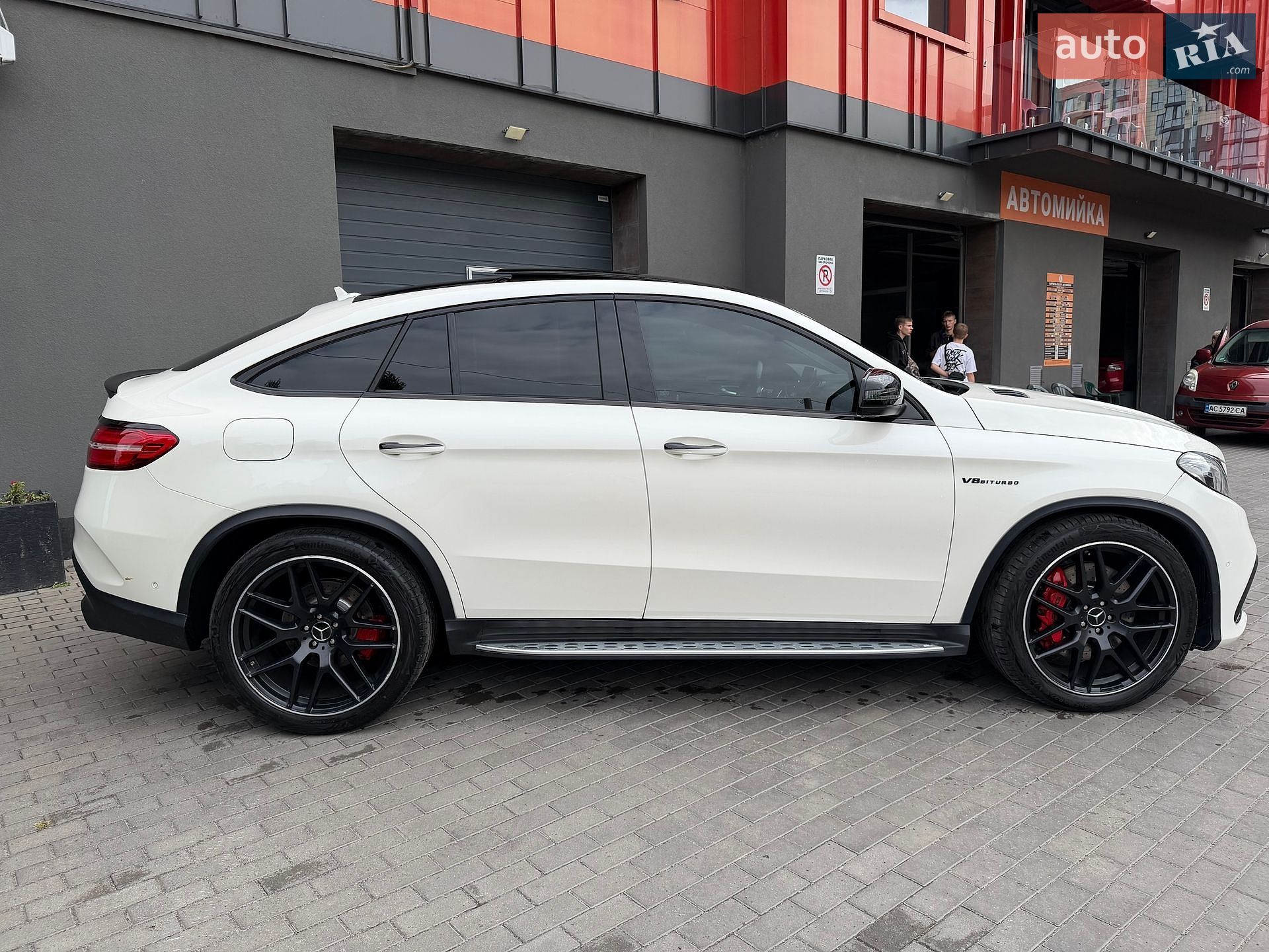 Mercedes-Benz GLE-Class Coupe 2019 VIN 4JGED7FB1KA137906 фото оголошення 5 з 27