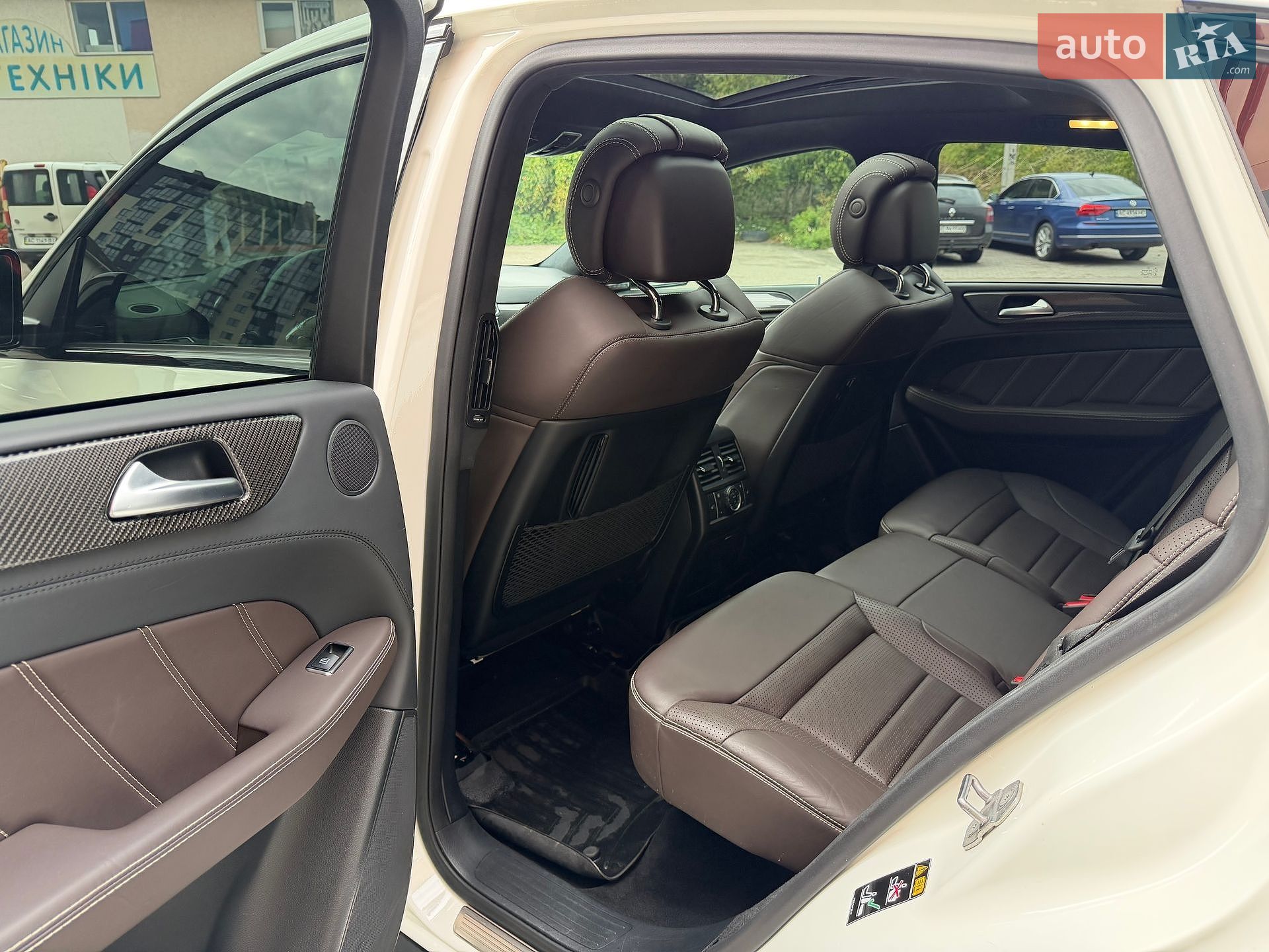 Mercedes-Benz GLE-Class Coupe 2019 VIN 4JGED7FB1KA137906 фото оголошення 17 з 27