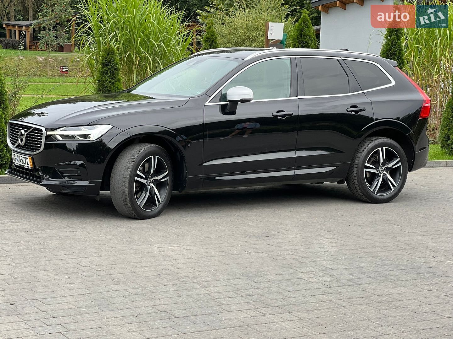 Volvo XC60 2019 VIN YV1UZA8UDK1225649 фото оголошення 7 з 47
