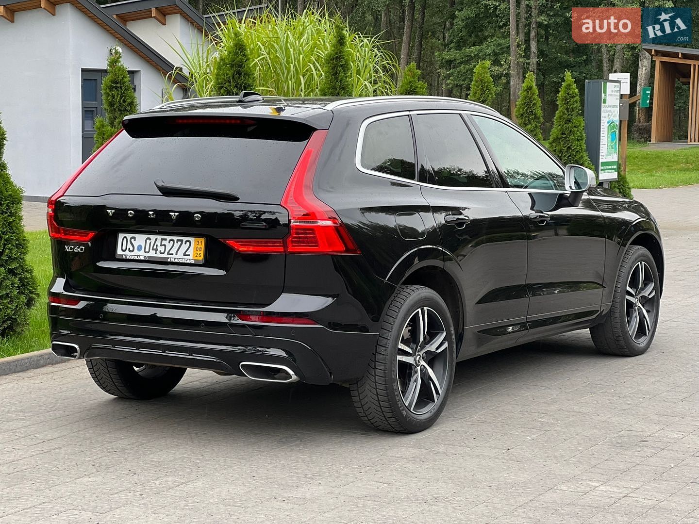 Volvo XC60 2019 VIN YV1UZA8UDK1225649 фото оголошення 15 з 47
