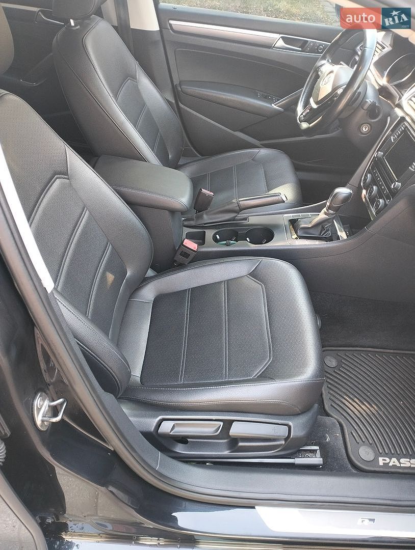 VOLKSWAGEN PASSAT 2016 VIN 1VWDT7A30HC030178 фото оголошення 7 з 17