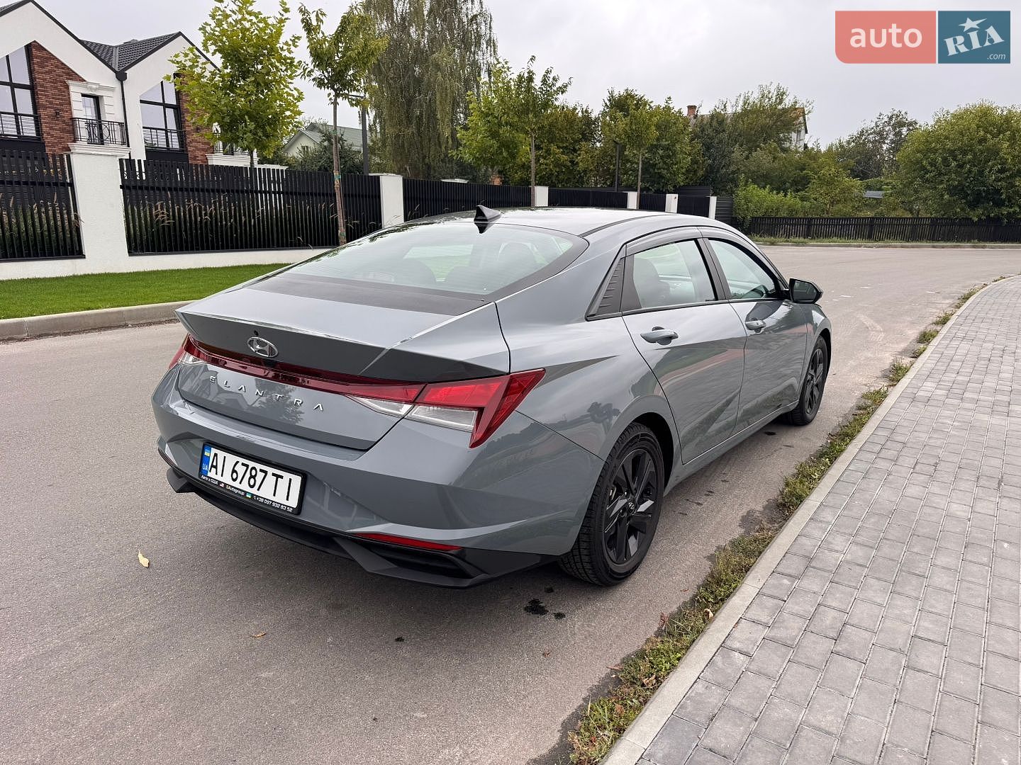 Hyundai Elantra 2021 VIN KMHLM4AG2MU161545 фото оголошення 4 з 13