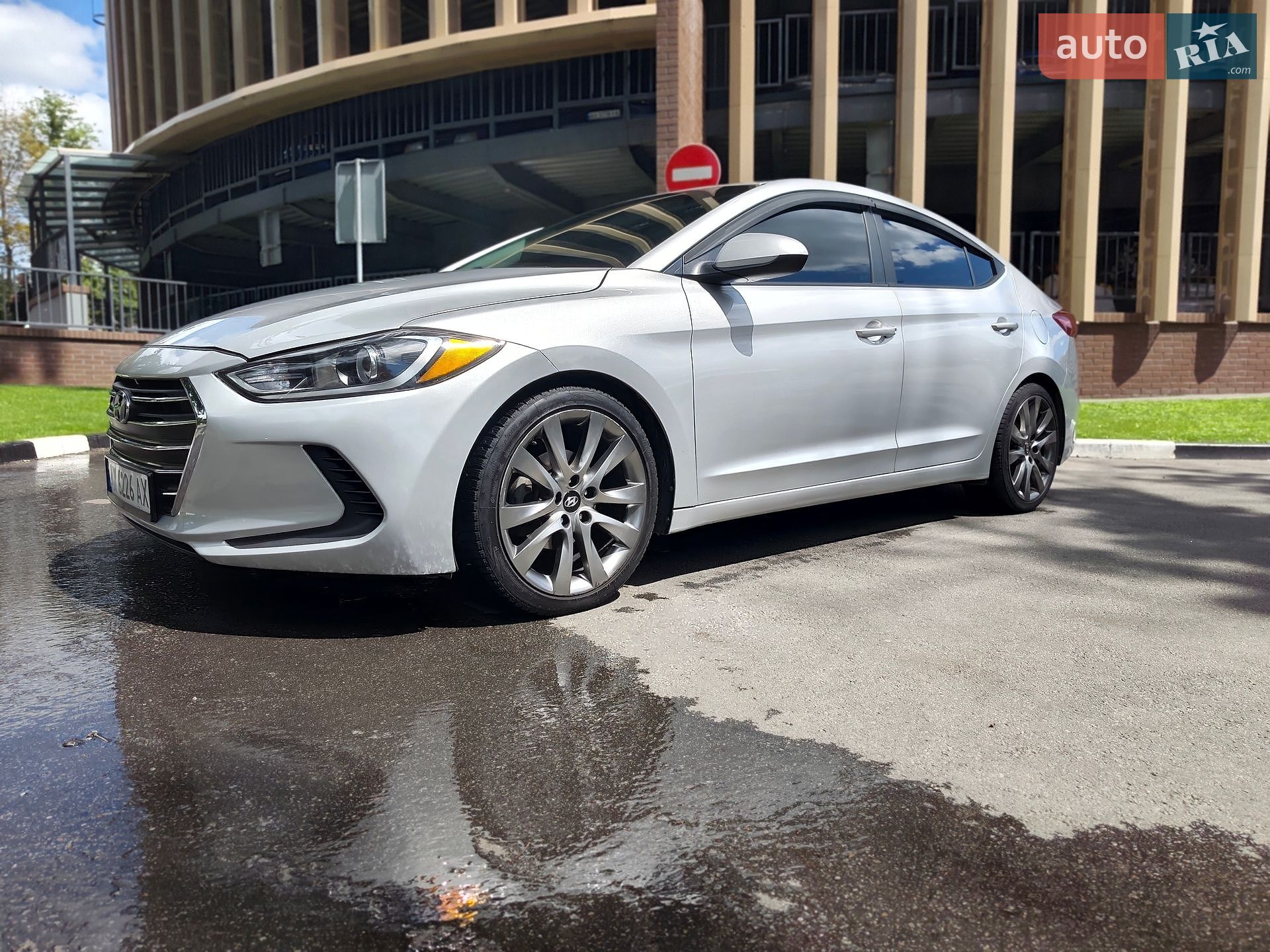 Hyundai Elantra 2016 VIN 5NPD84LF1HH034450 фото оголошення 2 з 17