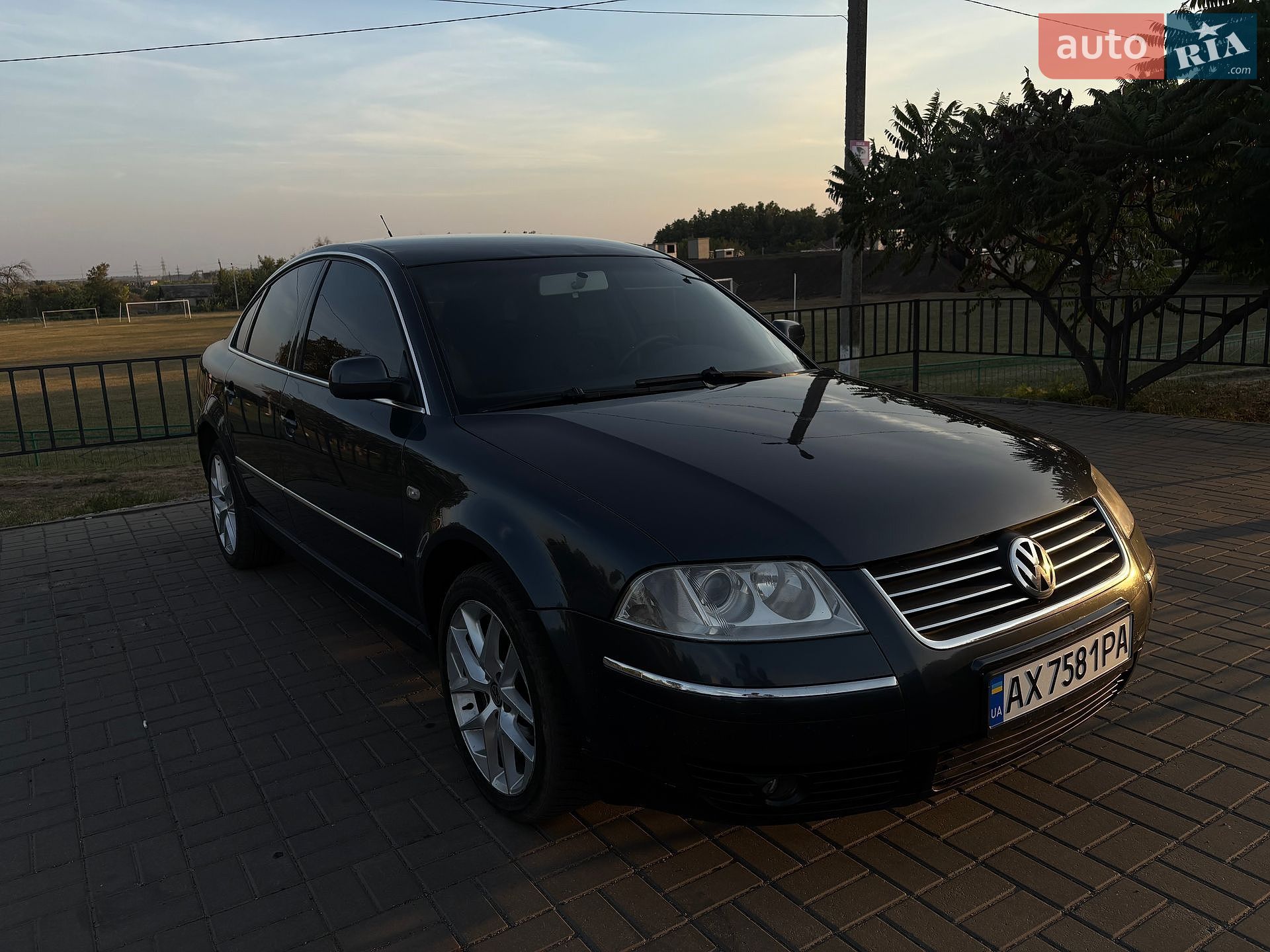 Volkswagen Passat 2002 VIN WVWZZZ3BZ3P284791 фото оголошення 3 з 35