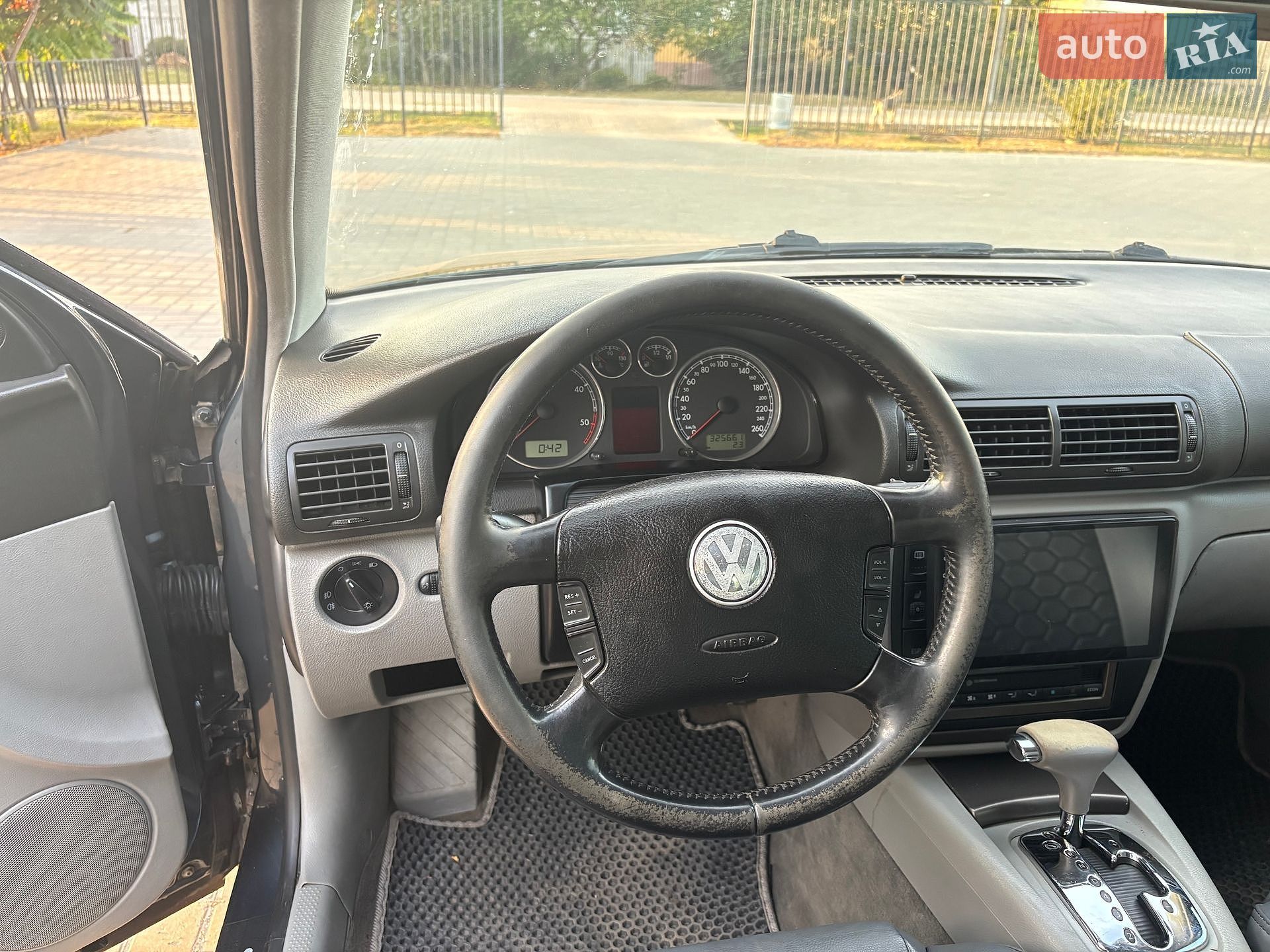 Volkswagen Passat 2002 VIN WVWZZZ3BZ3P284791 фото оголошення 16 з 35