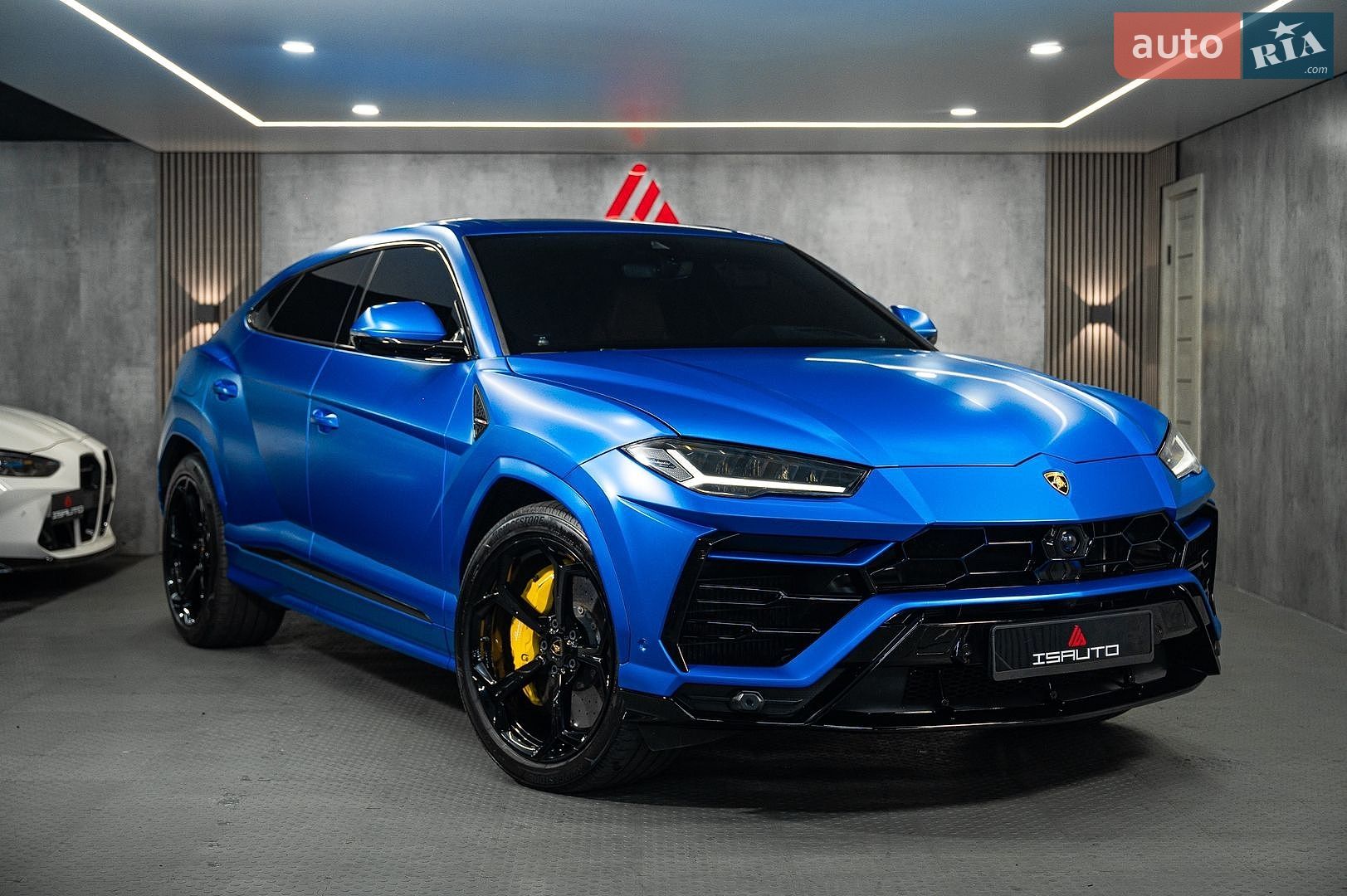 Lamborghini Urus 2019 VIN ZPBUA1ZL2LLA07643 фото оголошення 2 з 30