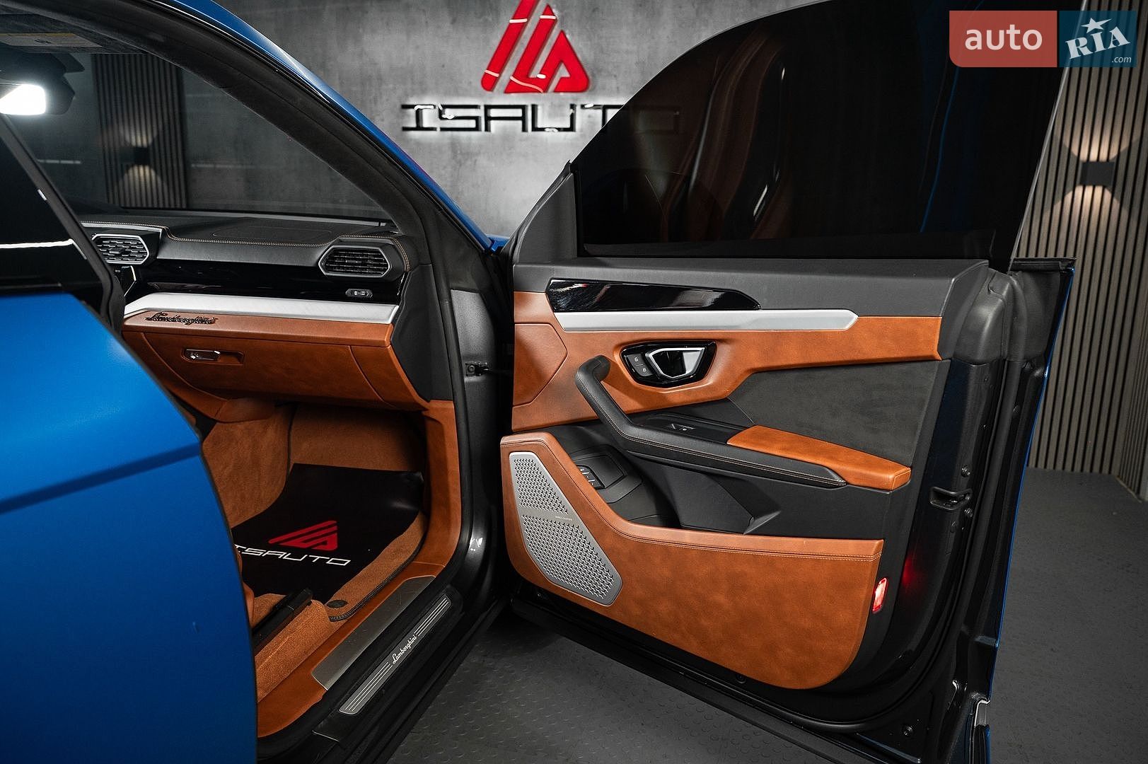 Lamborghini Urus 2019 VIN ZPBUA1ZL2LLA07643 фото оголошення 22 з 30