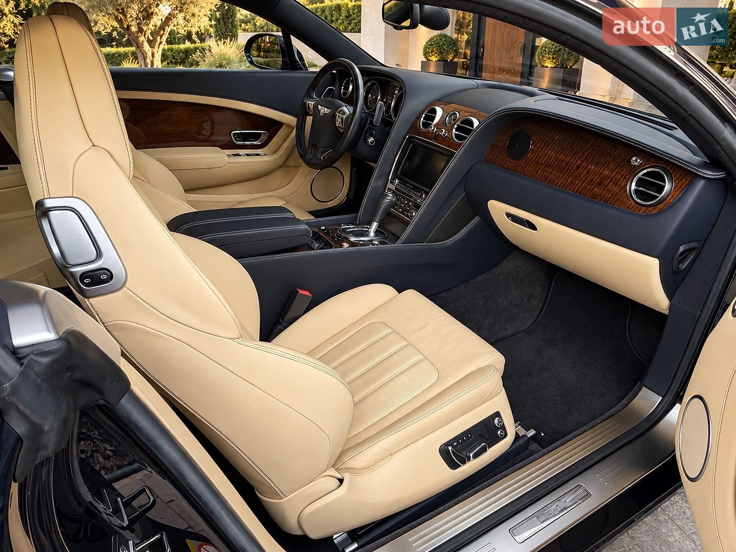 Bentley Continental GT 2014 VIN SCBFU7ZA8EC040824 фото оголошення 2 з 5