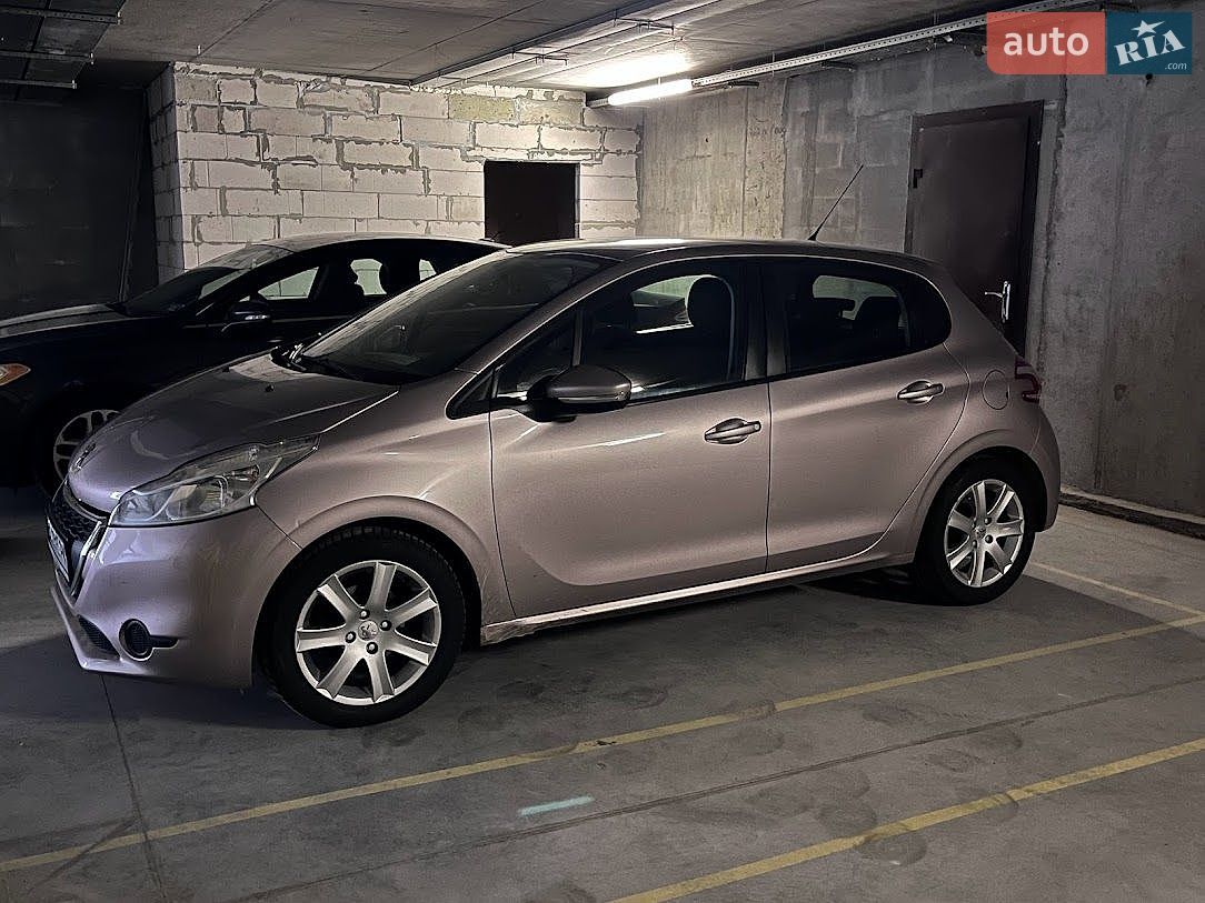 Peugeot 208 2012 VIN VF3CC8HR0CT097953 фото оголошення 13 з 15