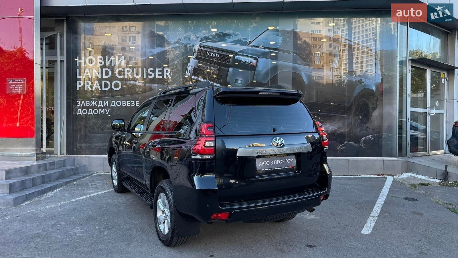 Toyota Land Cruiser Prado 2017 VIN JTEBR3FJ10K076620 фото оголошення 2 з 18