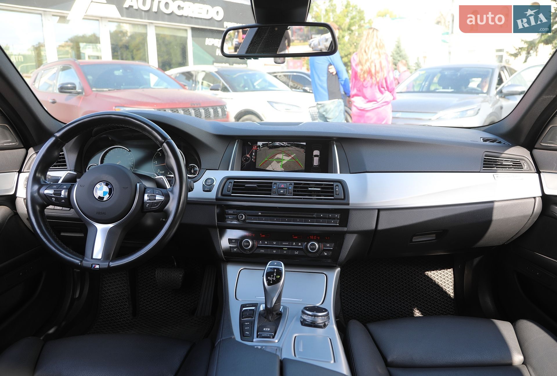 BMW 5 Series 2016 VIN WBA5K31030G586536 фото оголошення 12 з 32
