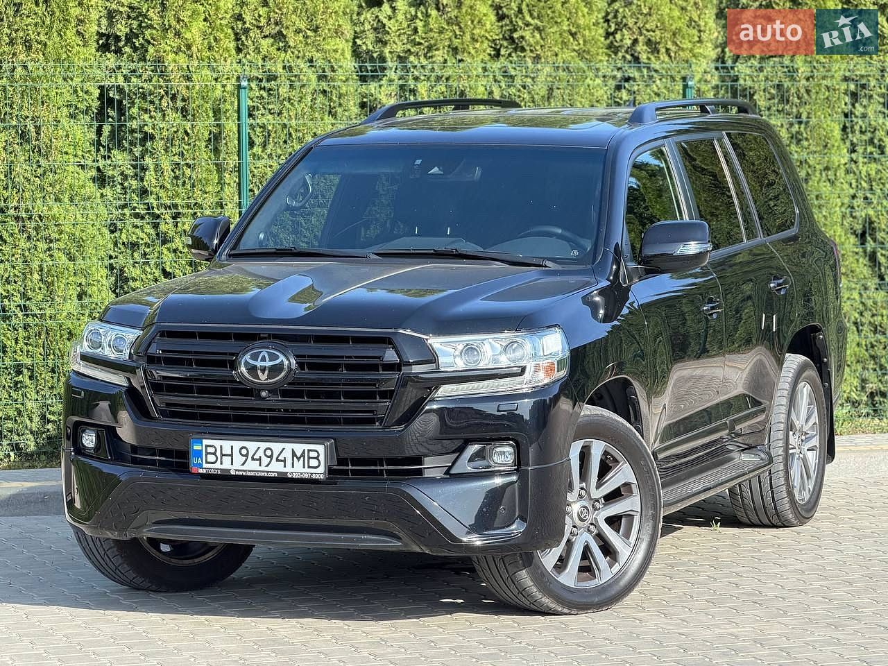 Toyota Land Cruiser 2017 VIN JTMCV02J804231533 фото оголошення 3 з 39