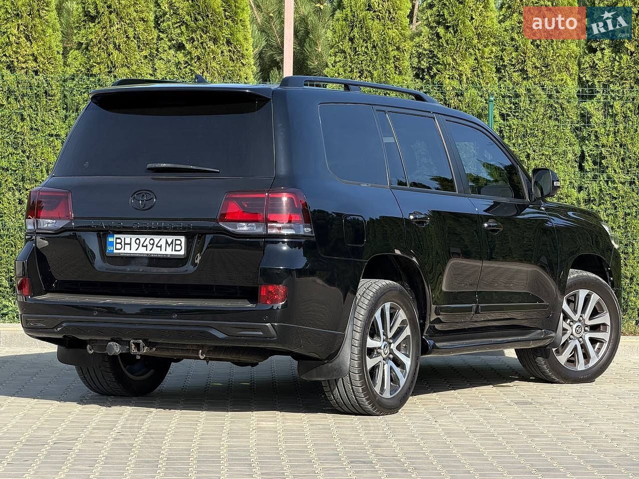 Toyota Land Cruiser 2017 VIN JTMCV02J804231533 фото оголошення 13 з 39