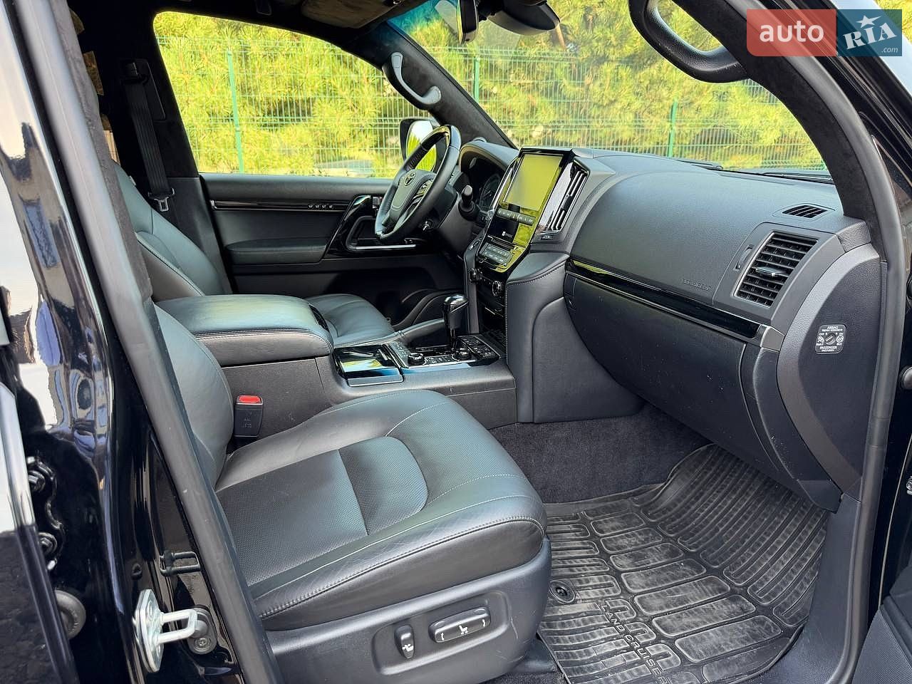 Toyota Land Cruiser 2017 VIN JTMCV02J804231533 фото оголошення 34 з 39