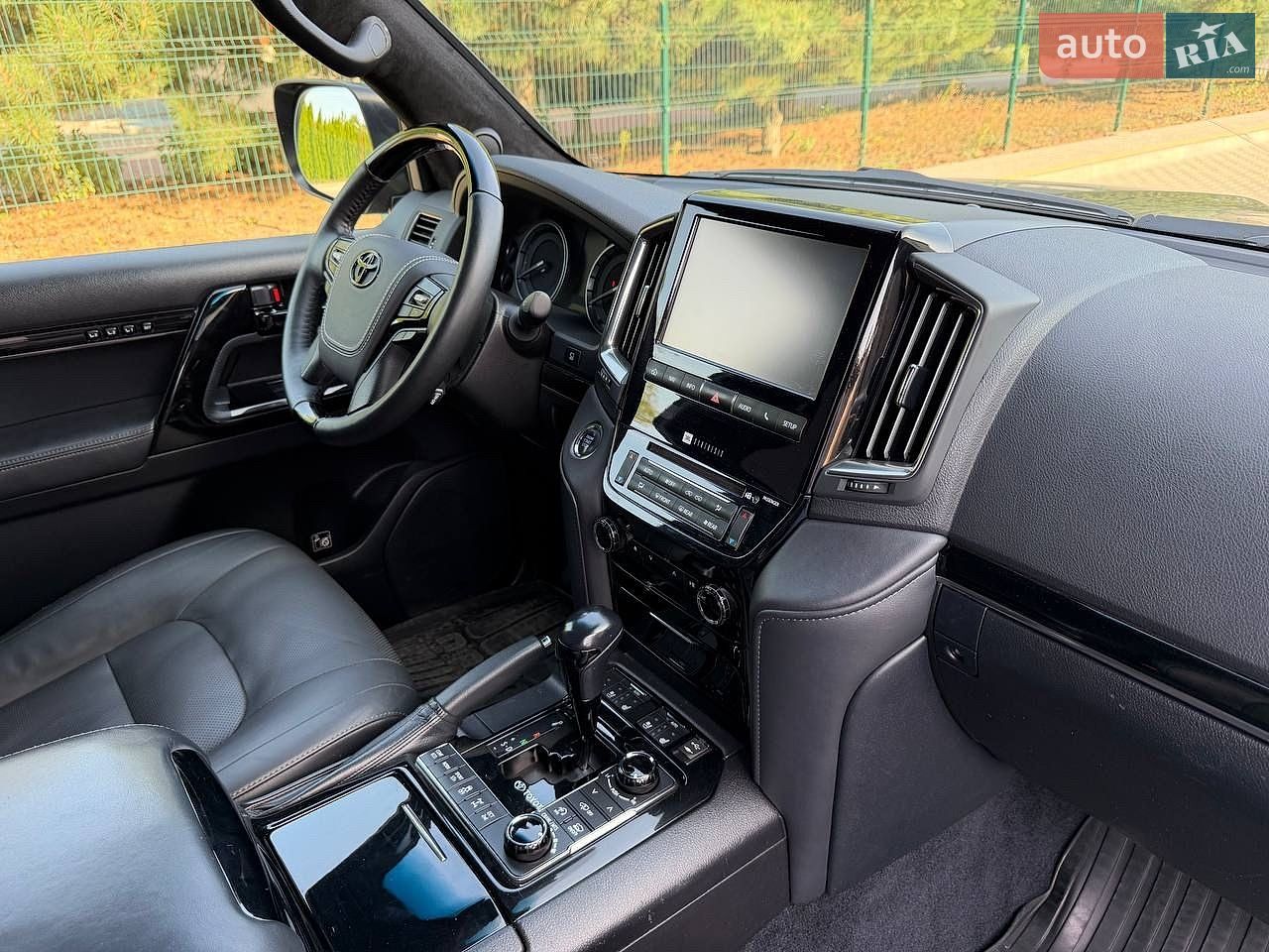 Toyota Land Cruiser 2017 VIN JTMCV02J804231533 фото оголошення 35 з 39