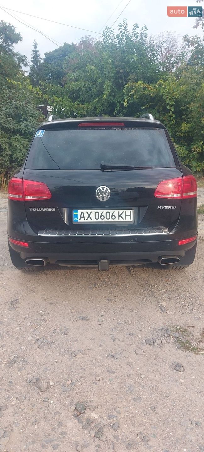 Volkswagen Touareg 2011 VIN WVGFG9BP1BD006126 фото оголошення 8 з 15