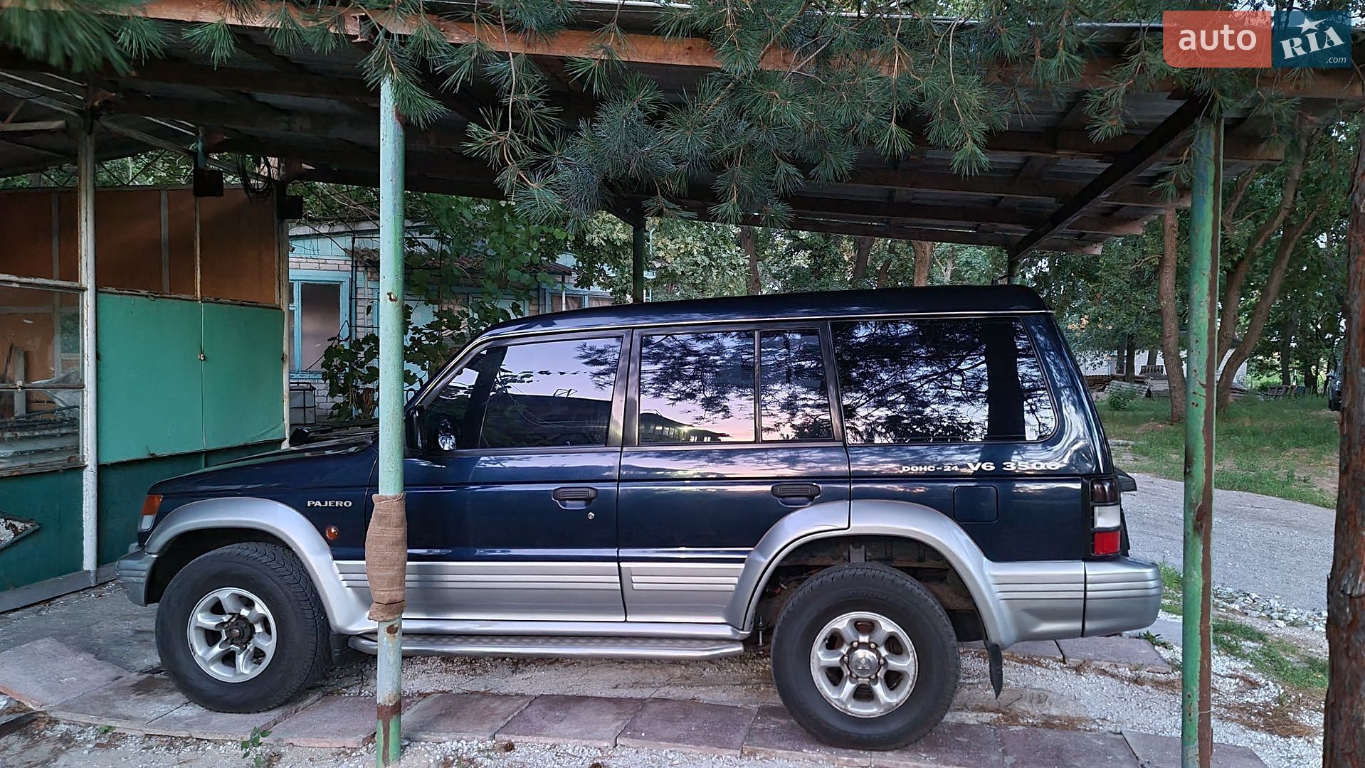 Mitsubishi Pajero 1997 VIN JMB0RV450VJ000256 фото оголошення 3 з 12