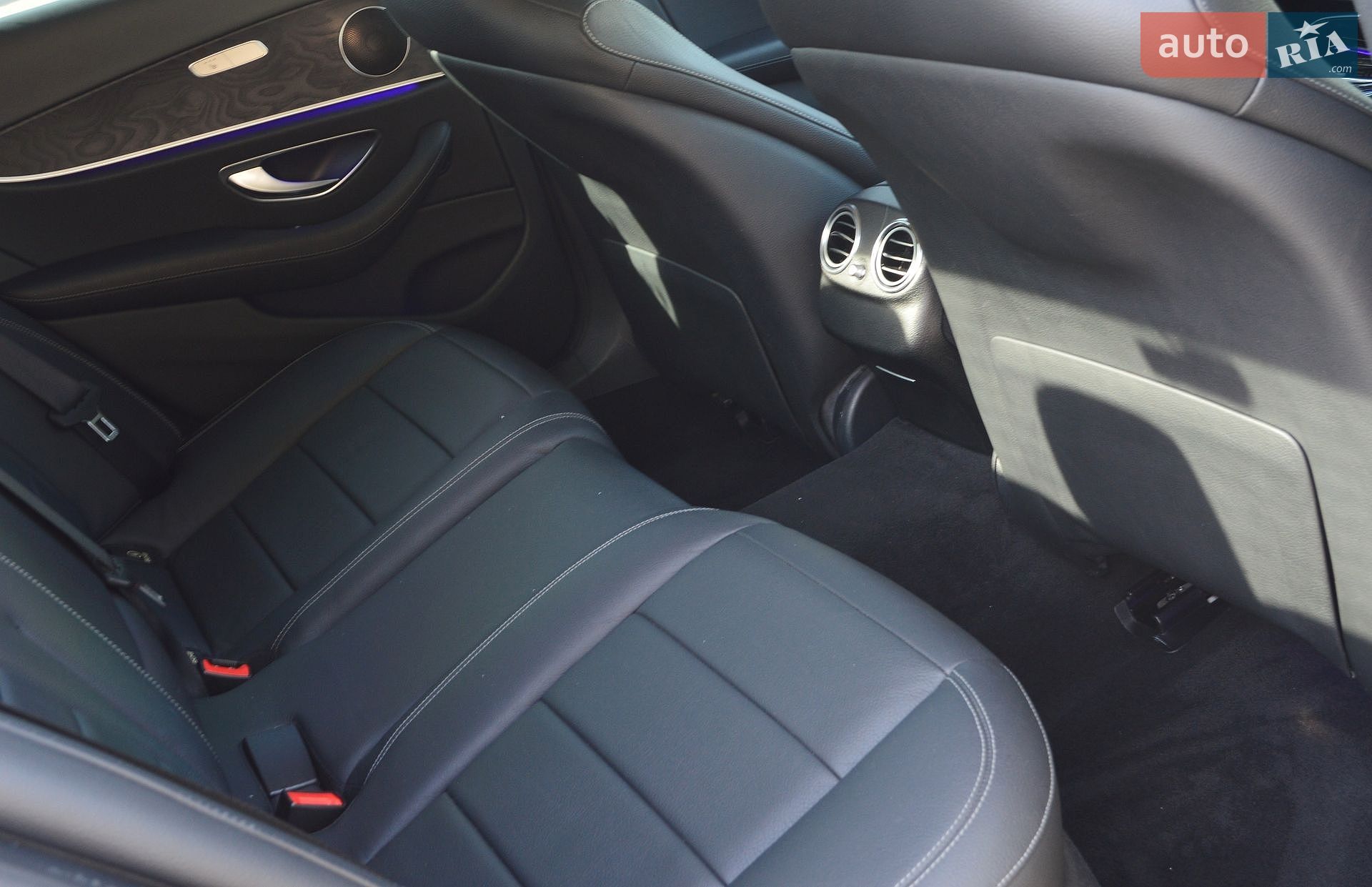 Mercedes-Benz E-Class 2017 VIN WDDZF0EB7HA168312 фото оголошення 41 з 45