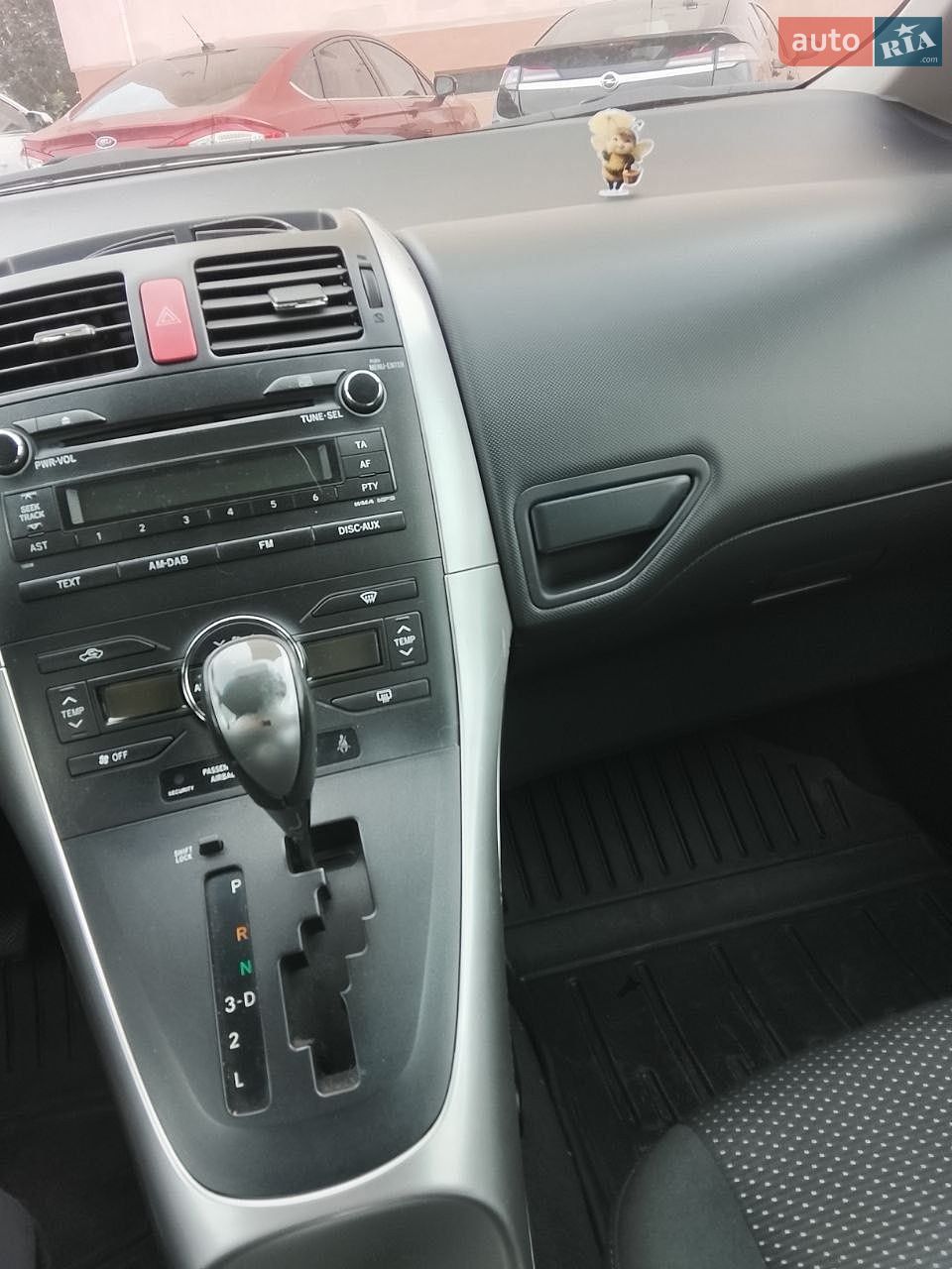Toyota Auris 2012 VIN NMTKV56E60R096853 фото оголошення 3 з 8