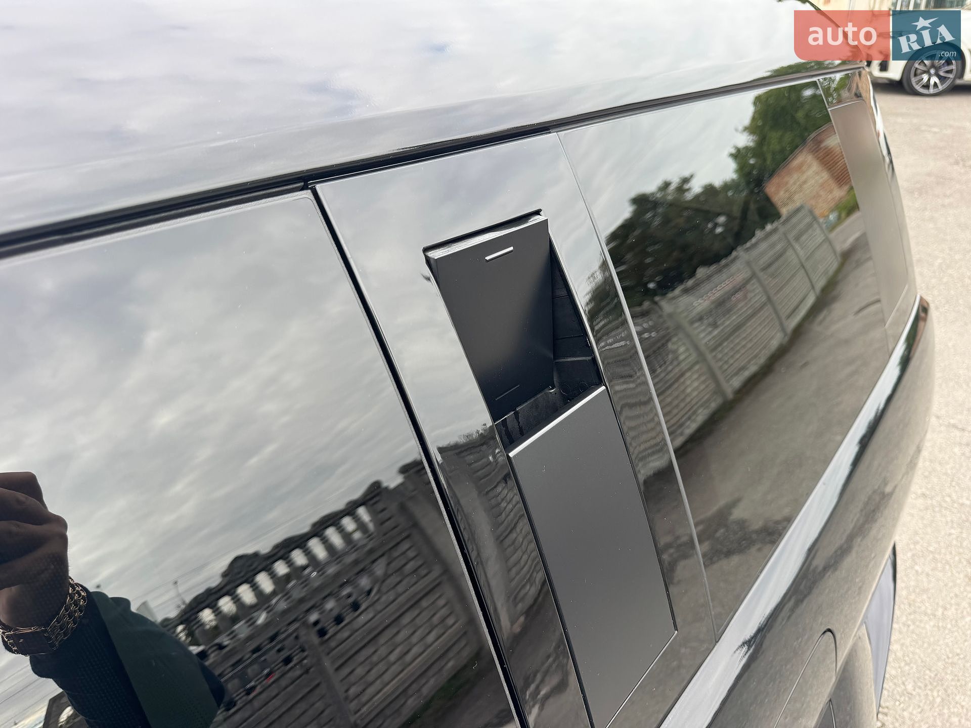 Hyundai Santa FE 2024 VIN 5NMP5DG12RH003937 фото оголошення 10 з 190