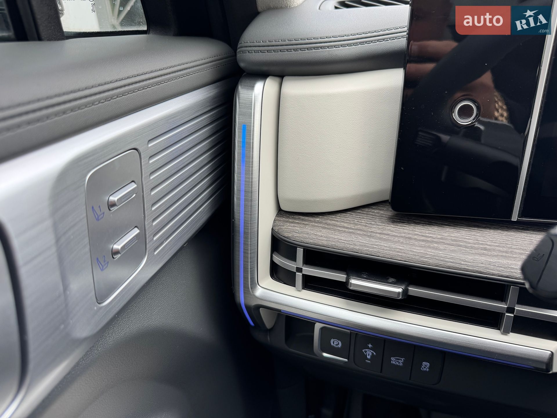 Hyundai Santa FE 2024 VIN 5NMP5DG12RH003937 фото оголошення 117 з 190