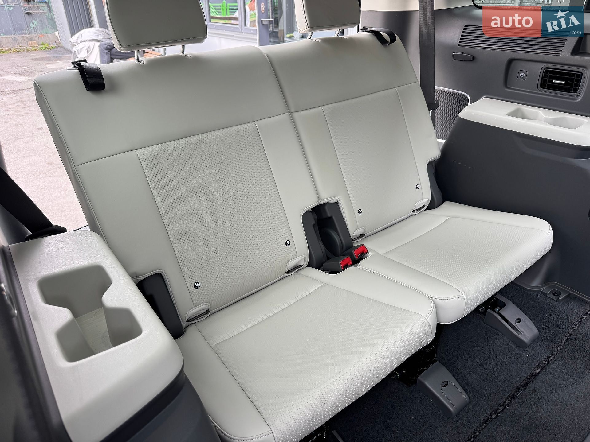 Hyundai Santa FE 2024 VIN 5NMP5DG12RH003937 фото оголошення 170 з 190
