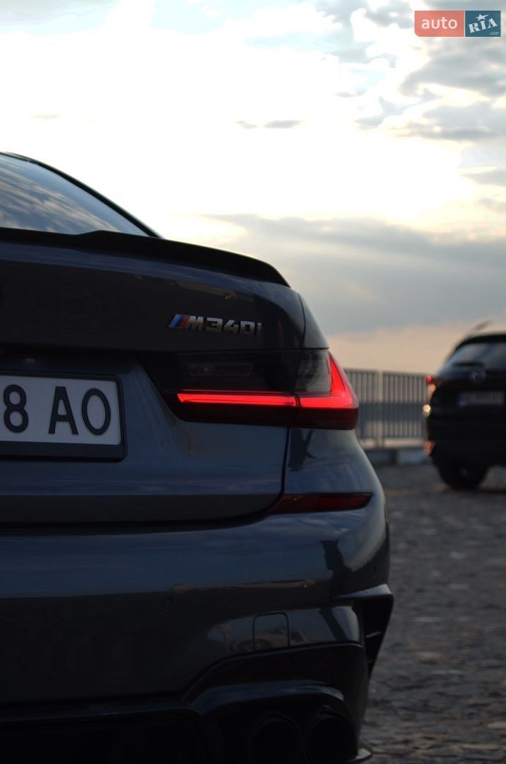 BMW 3 Series 2021 VIN 3MW5U7J03N8C47296 фото оголошення 4 з 13