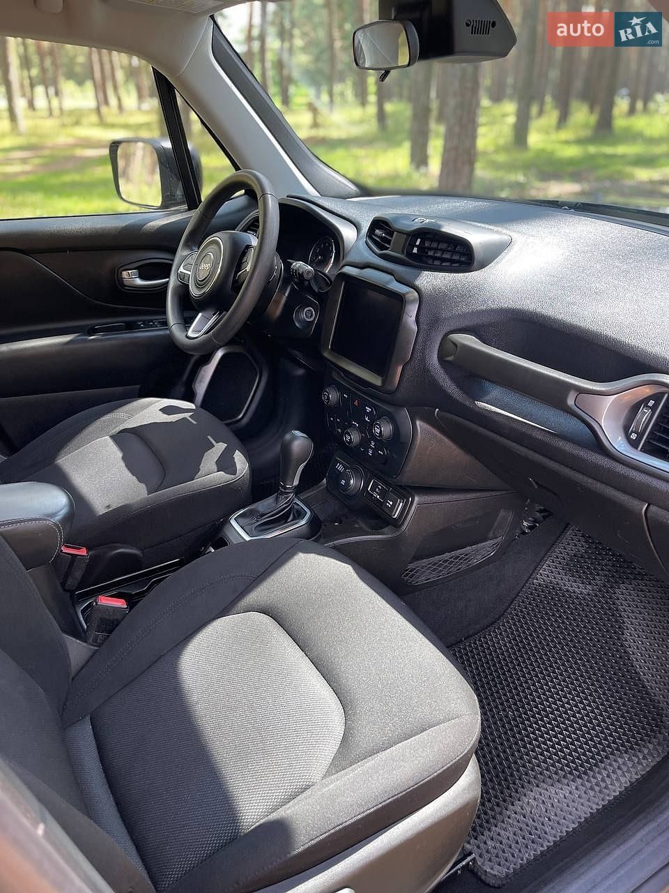 Jeep Renegade 2023 VIN ZACNJDB10PPP27981 фото оголошення 22 з 28