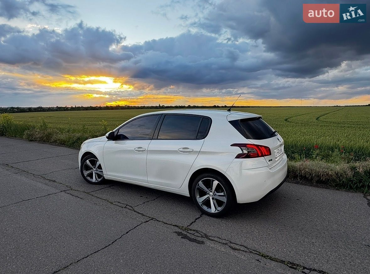 Peugeot 308 2016 VIN VF3LB9HPAGS046338 фото оголошення 4 з 8