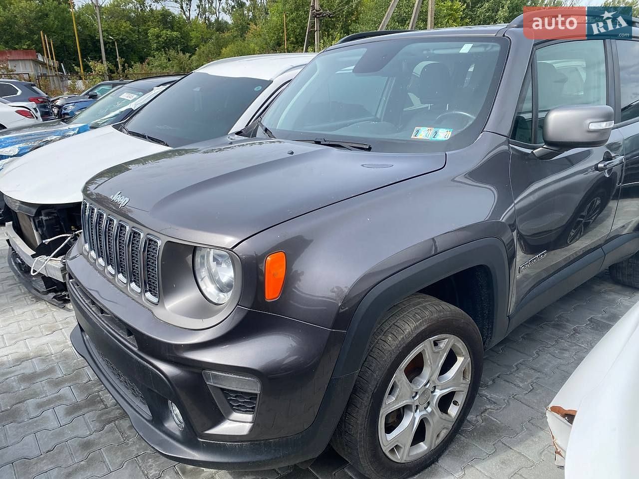 Jeep Renegade 2019 VIN ZACNJBD15KPJ90826 фото оголошення 3 з 19