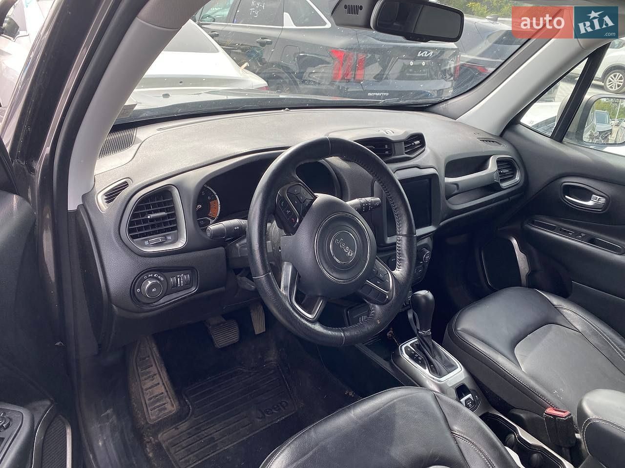 Jeep Renegade 2019 VIN ZACNJBD15KPJ90826 фото оголошення 8 з 19