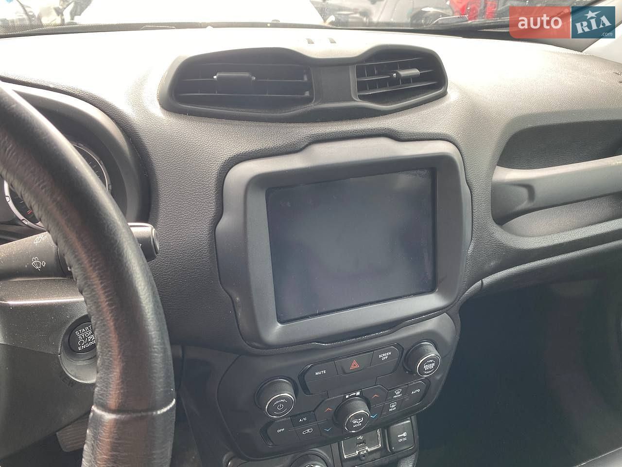 Jeep Renegade 2019 VIN ZACNJBD15KPJ90826 фото оголошення 11 з 19