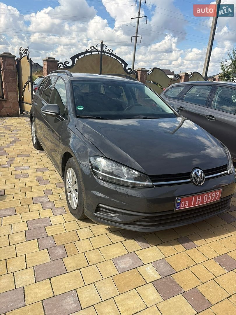 Volkswagen Golf 2019 VIN WVWZZZAUZKP565667 фото оголошення 2 з 28