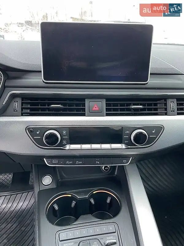 Audi A4 2016 VIN WAUANAF41HN007931 фото оголошення 8 з 18