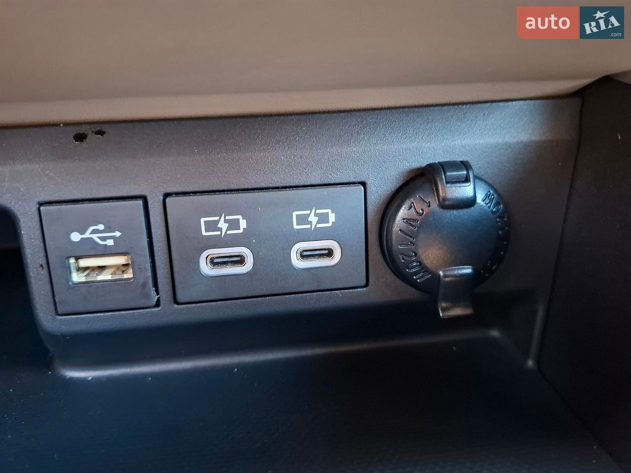 Toyota Highlander 2023 VIN 5TDKBRCH2PS117028 фото оголошення 40 з 56