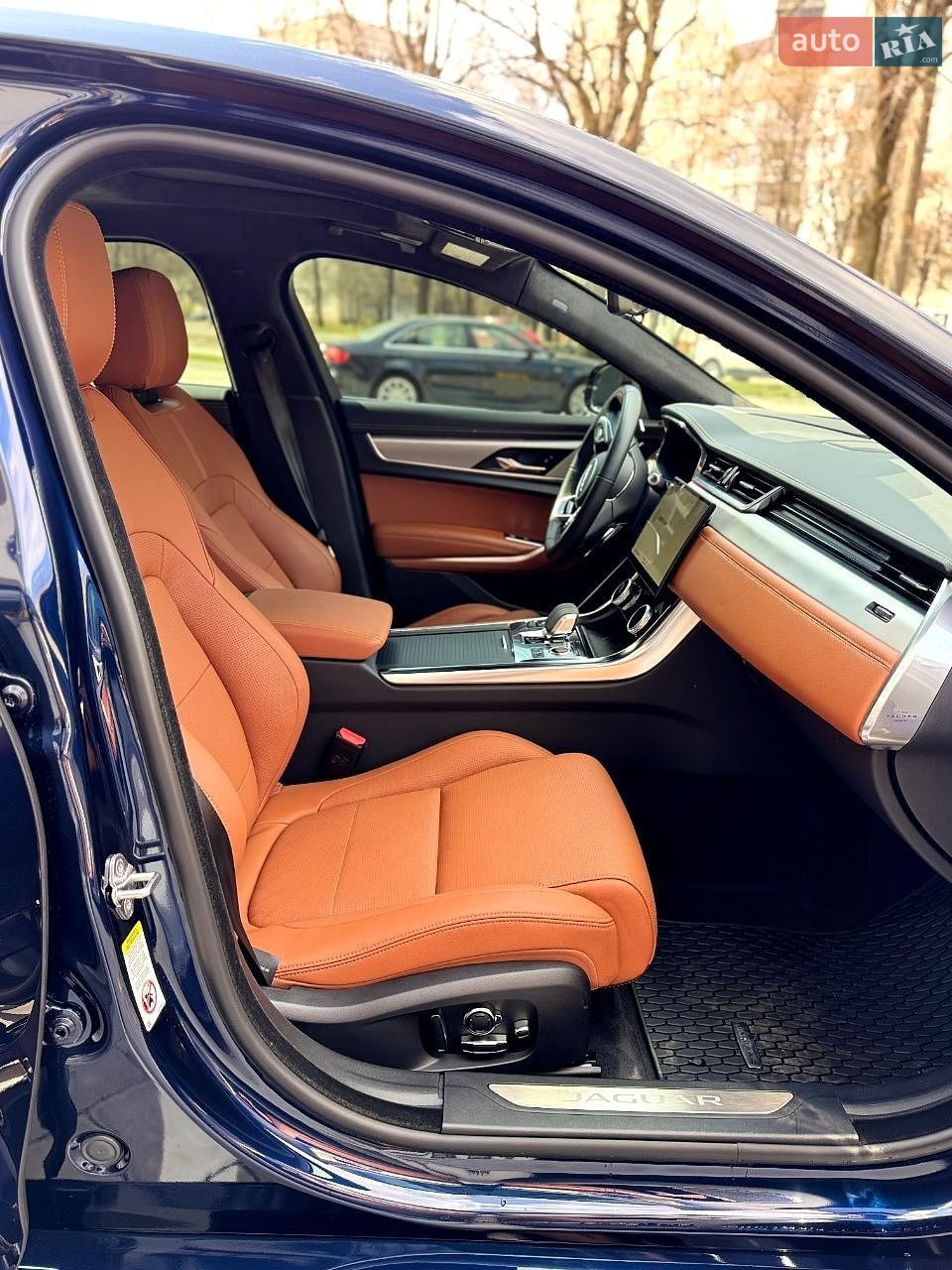 Jaguar XF 2023 VIN SAJBL4GX4RCY93975 фото оголошення 18 з 88