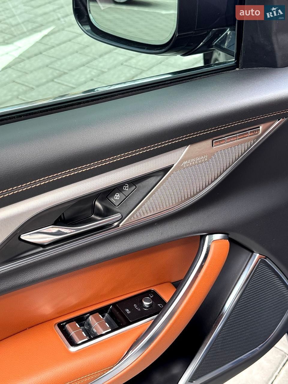 Jaguar XF 2023 VIN SAJBL4GX4RCY93975 фото оголошення 39 з 88