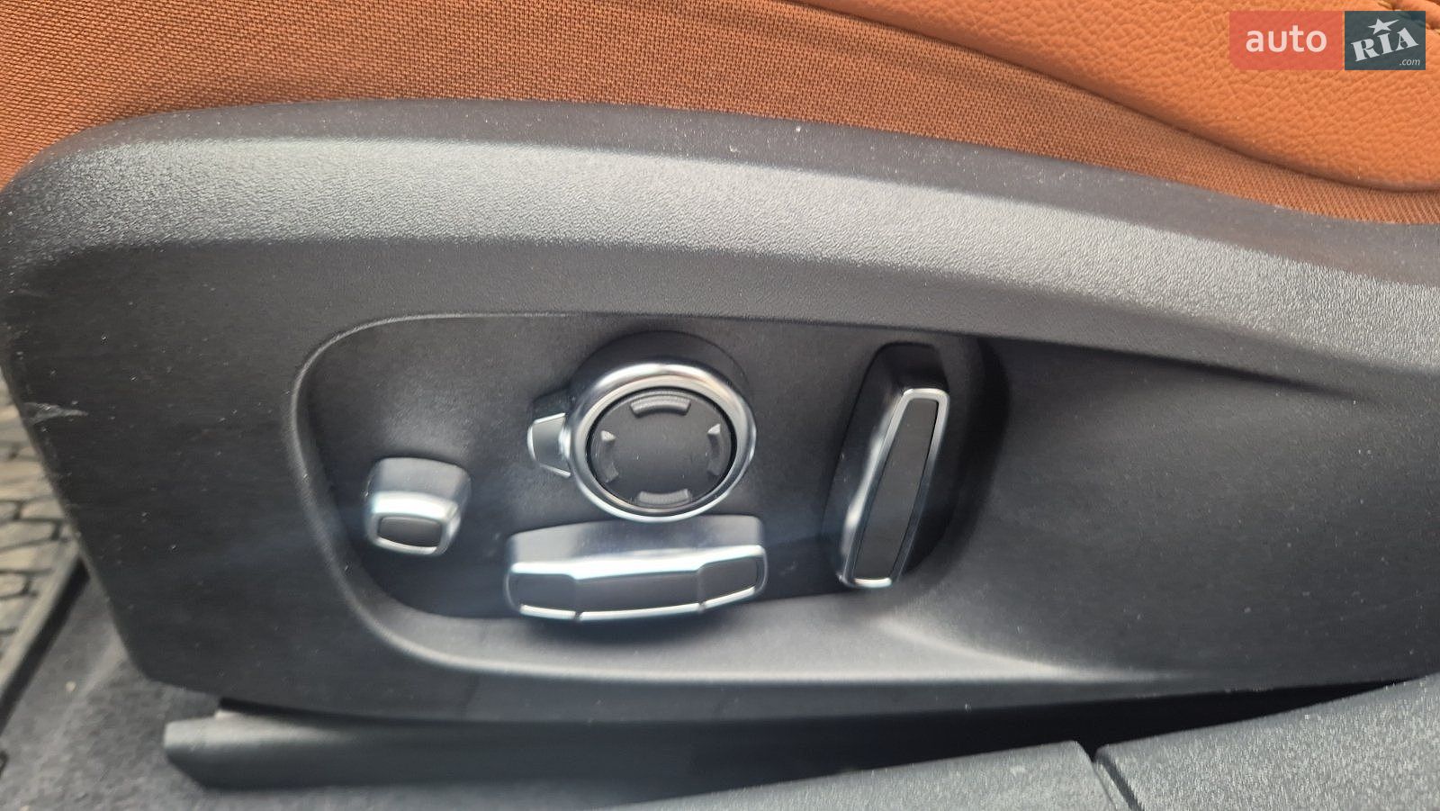 Jaguar XF 2023 VIN SAJBL4GX4RCY93975 фото оголошення 35 з 88