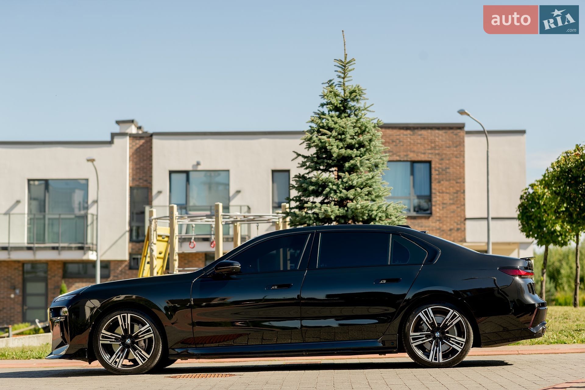 BMW i7 2022 VIN WBY53EJ01PCL76142 фото оголошення 11 з 40