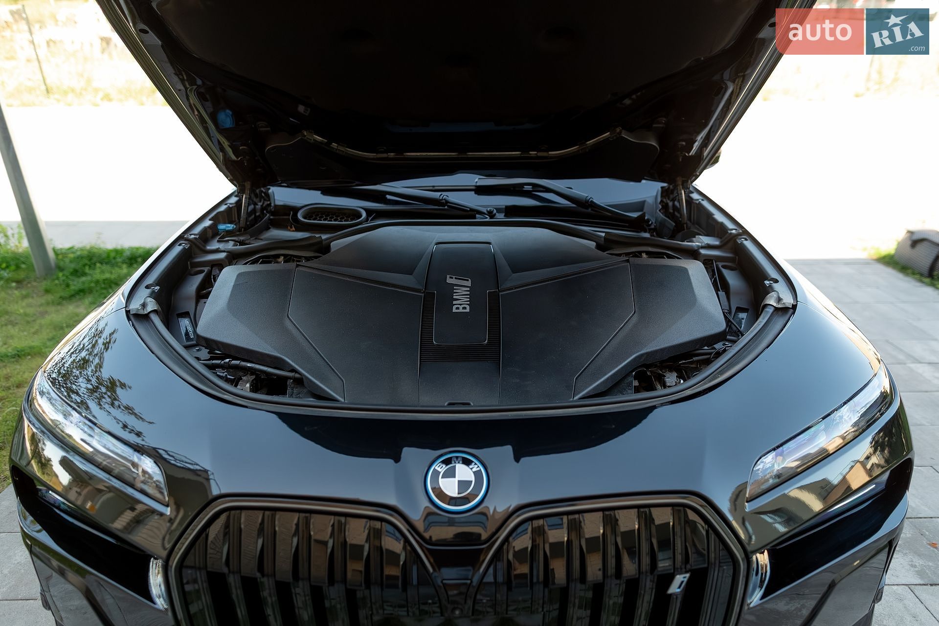 BMW i7 2022 VIN WBY53EJ01PCL76142 фото оголошення 40 з 40