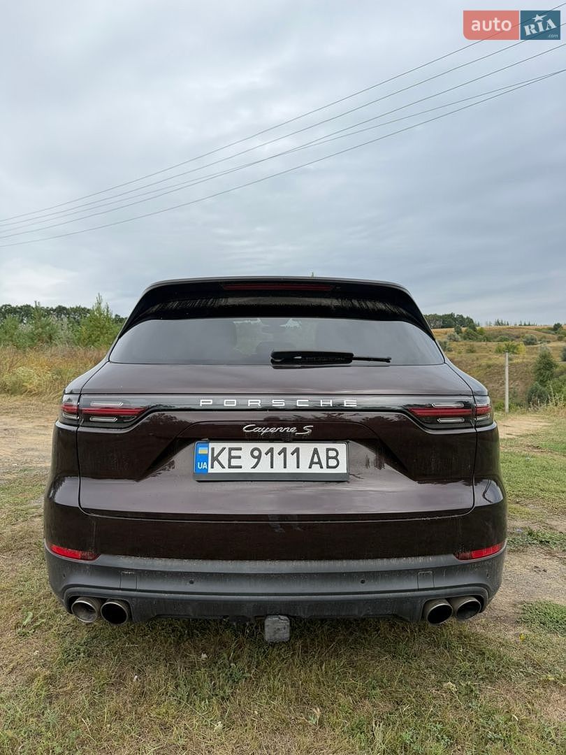 Porsche Cayenne 2018 VIN WP1AB2AY0KDA60854 фото оголошення 13 з 39