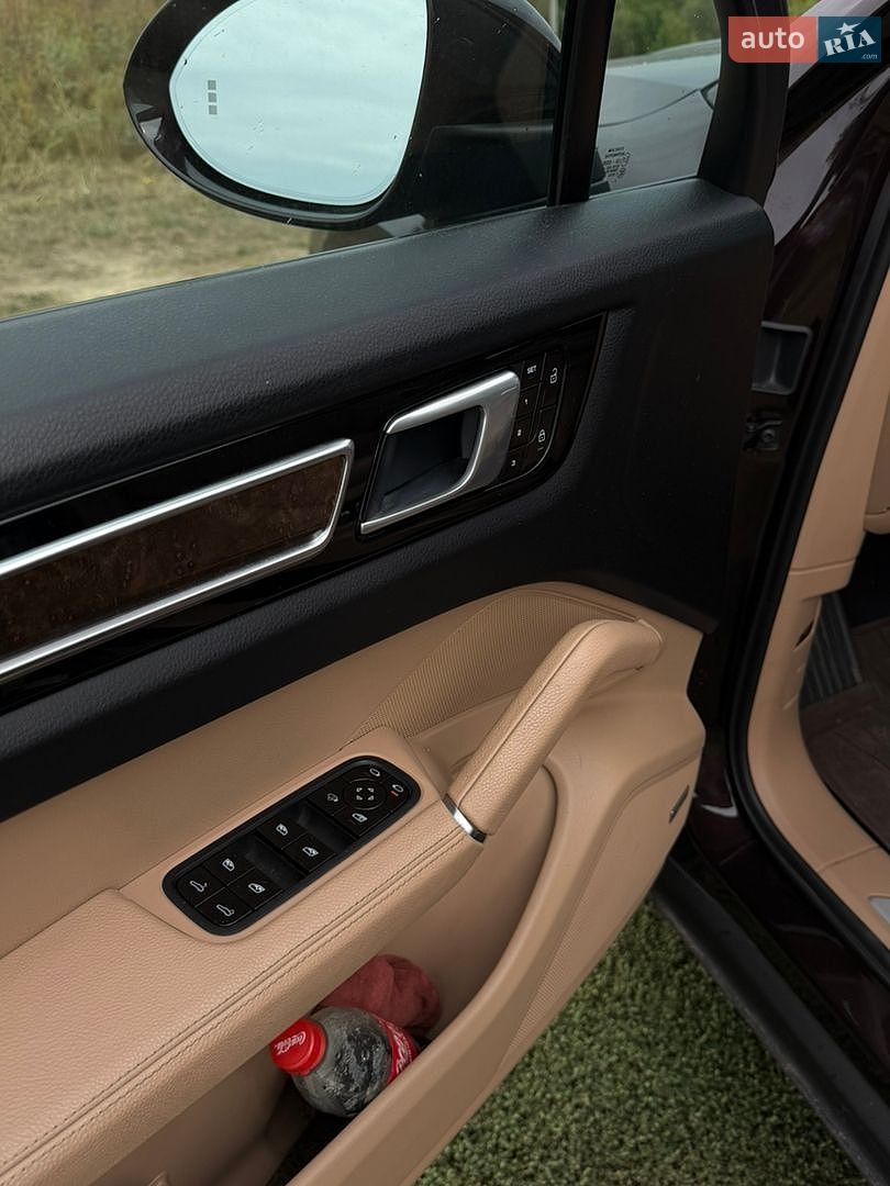 Porsche Cayenne 2018 VIN WP1AB2AY0KDA60854 фото оголошення 26 з 39